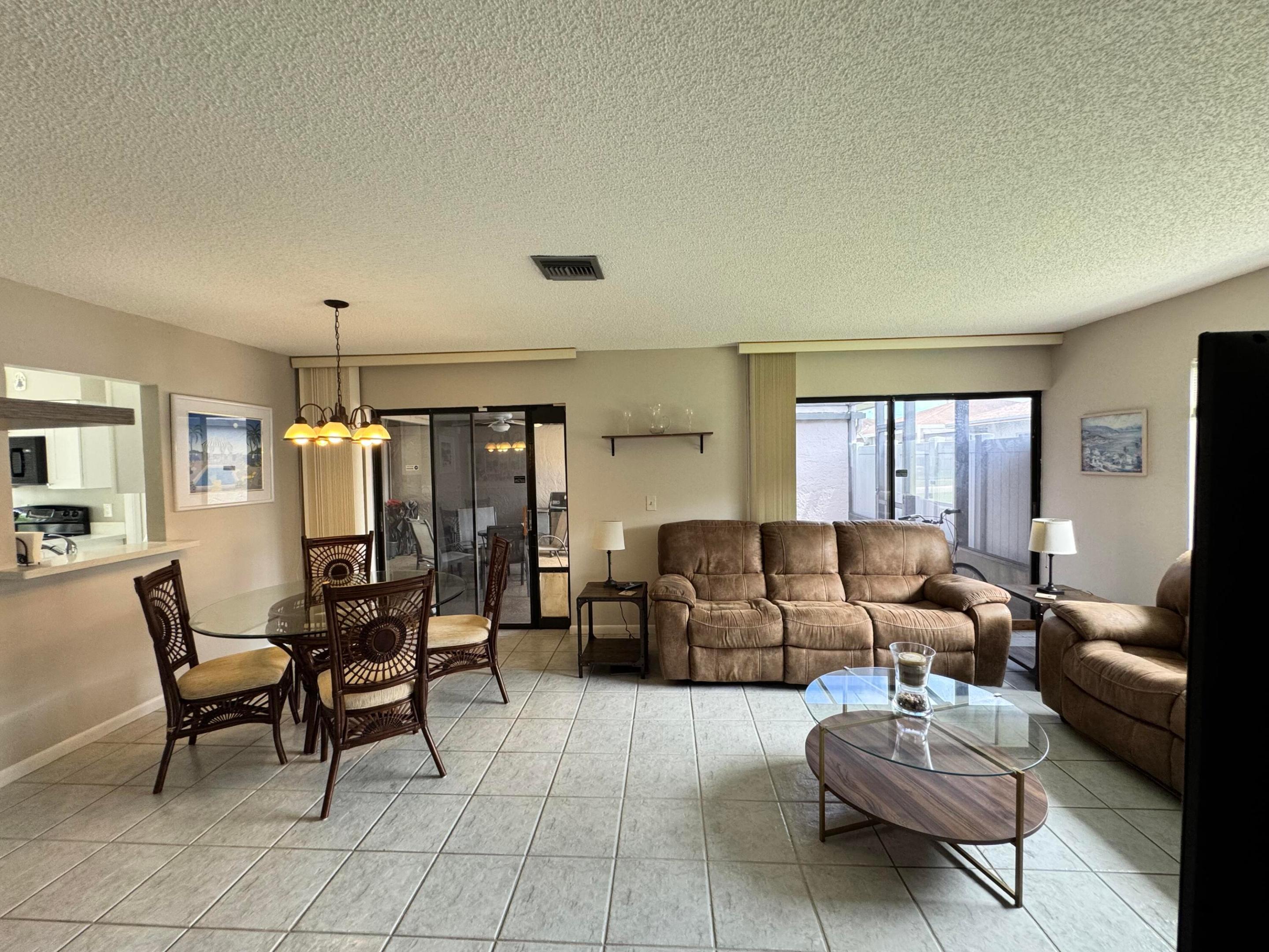 CAMELOT VILLAGE SEC 1 - Residential