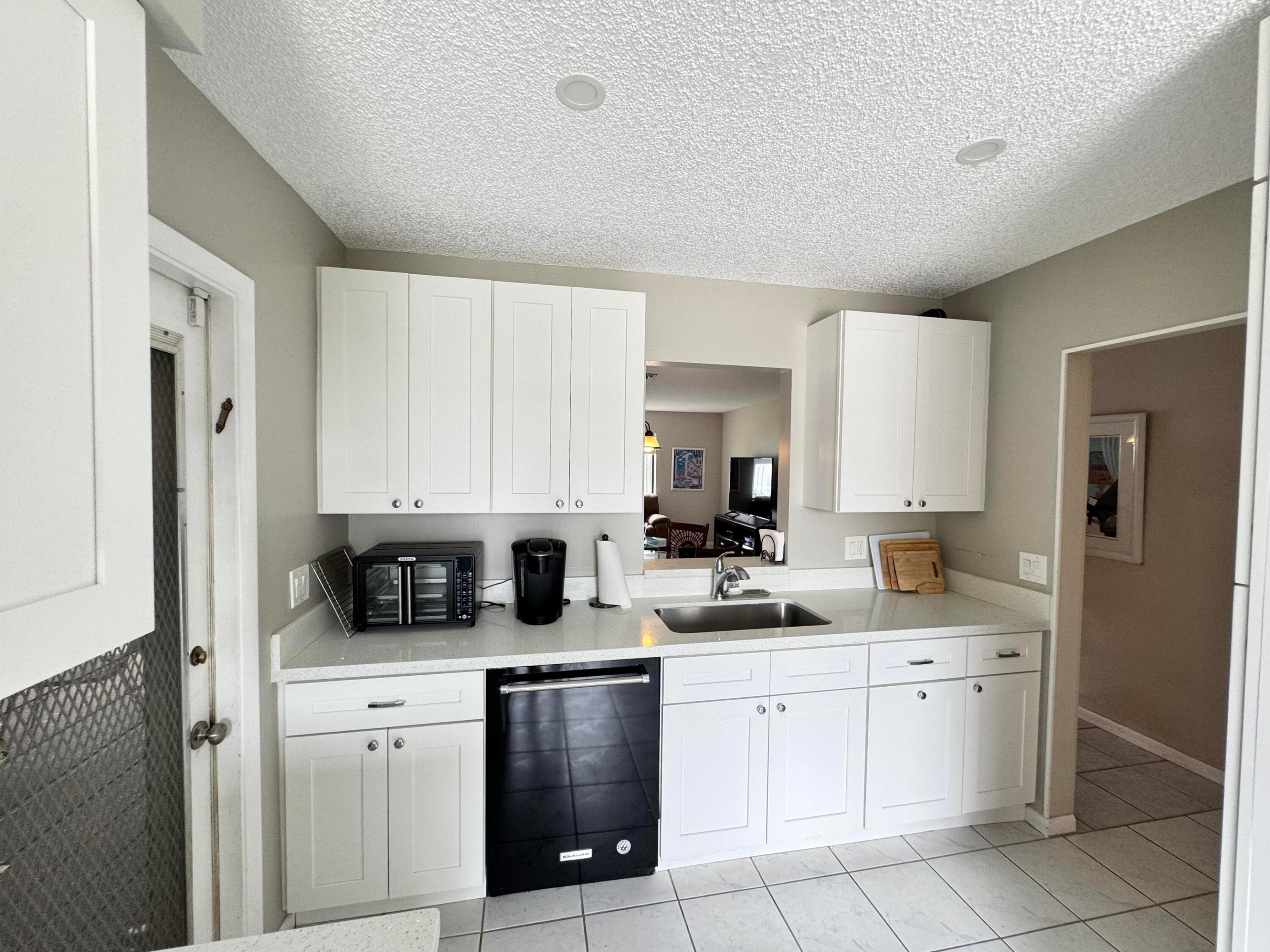 CAMELOT VILLAGE SEC 1 - Residential