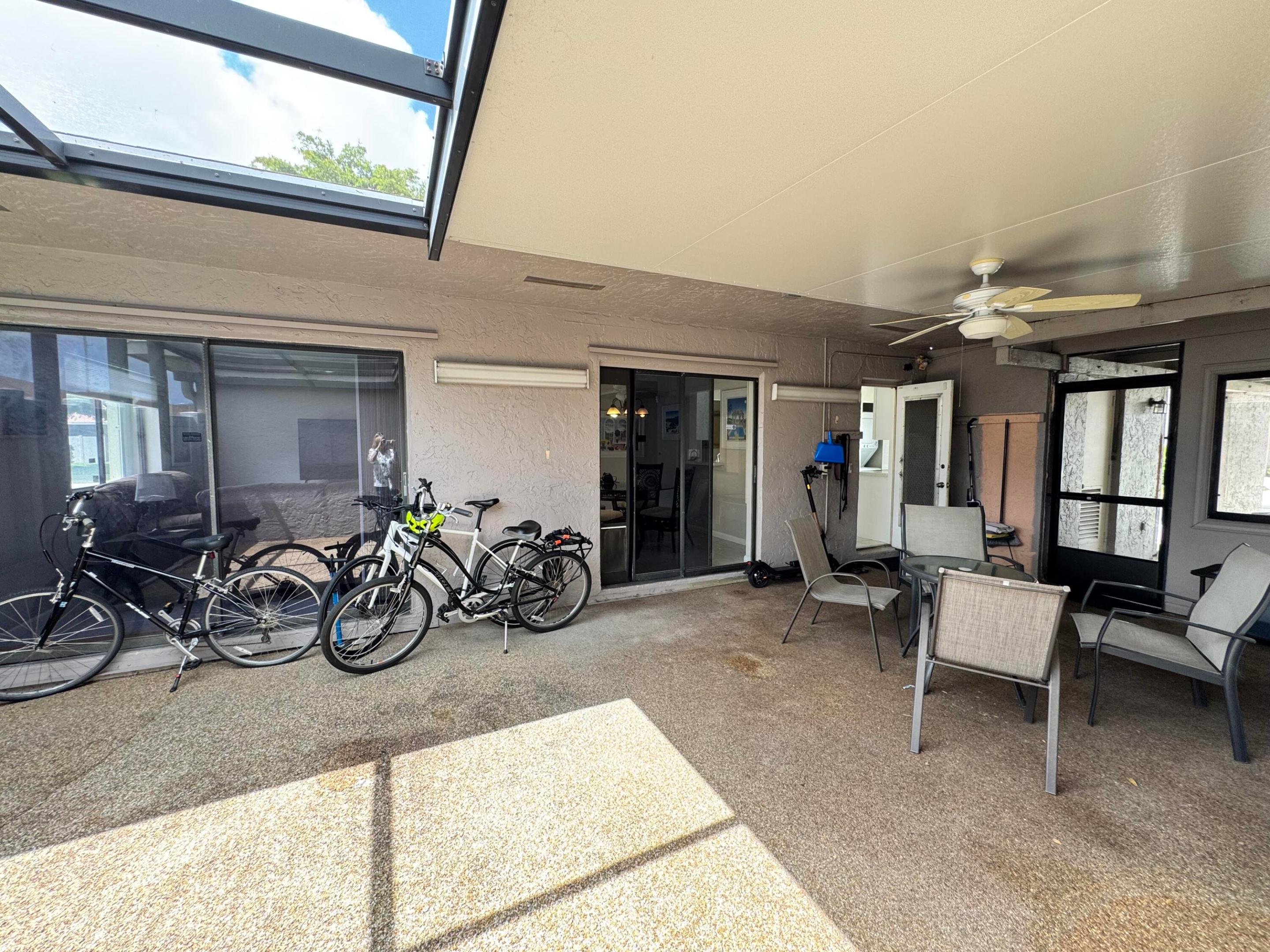 CAMELOT VILLAGE SEC 1 - Residential