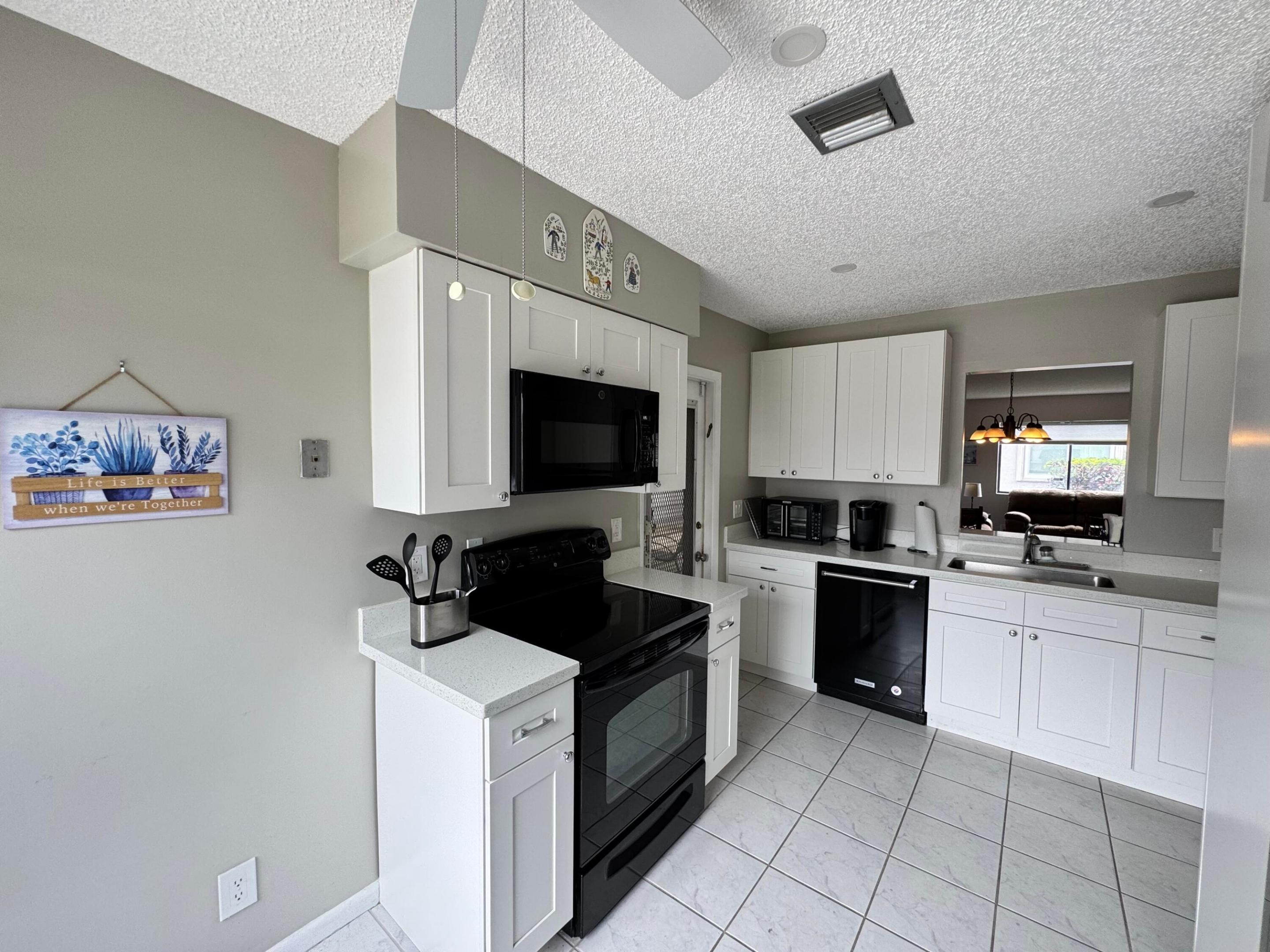 14822 Wildflower Lane