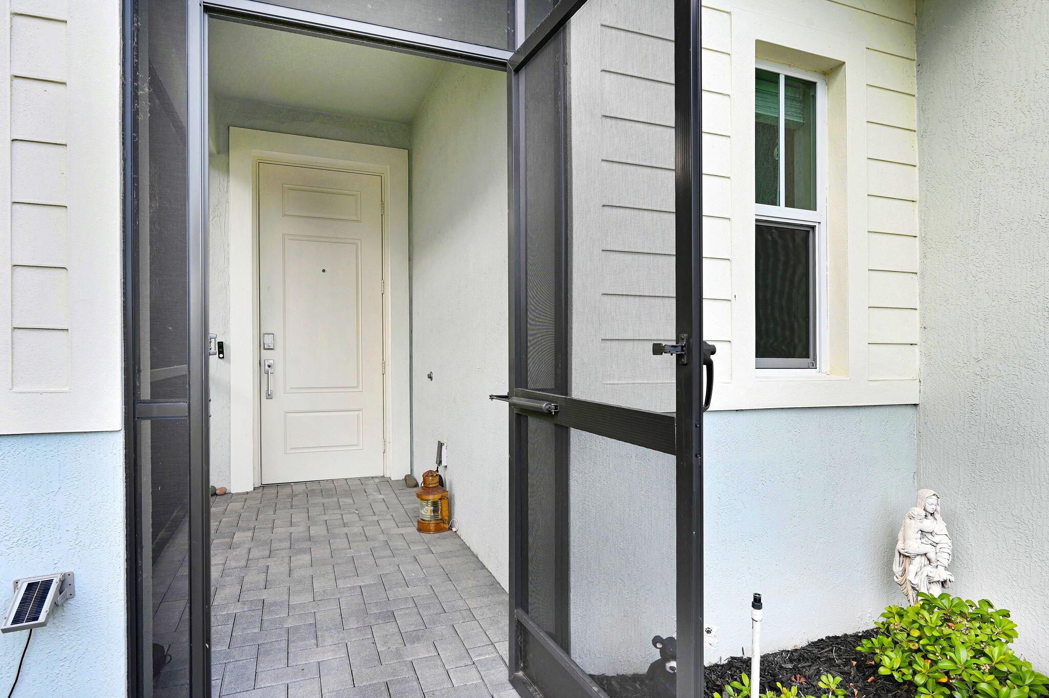 846 Antibes Court