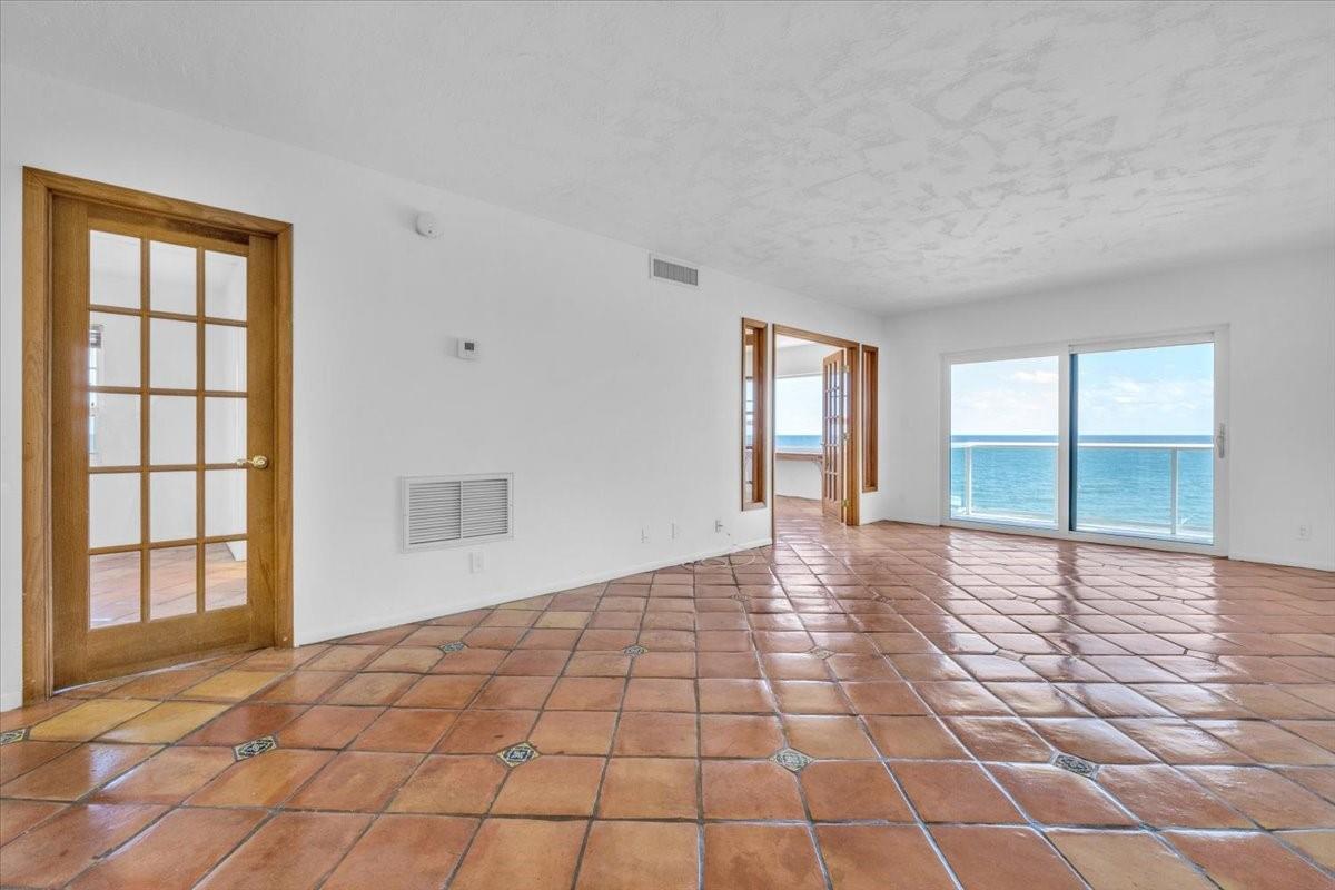 Starlight Towers Condo - Residential Lease