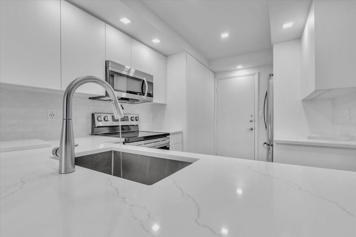 Starlight Towers Condo - Residential Lease