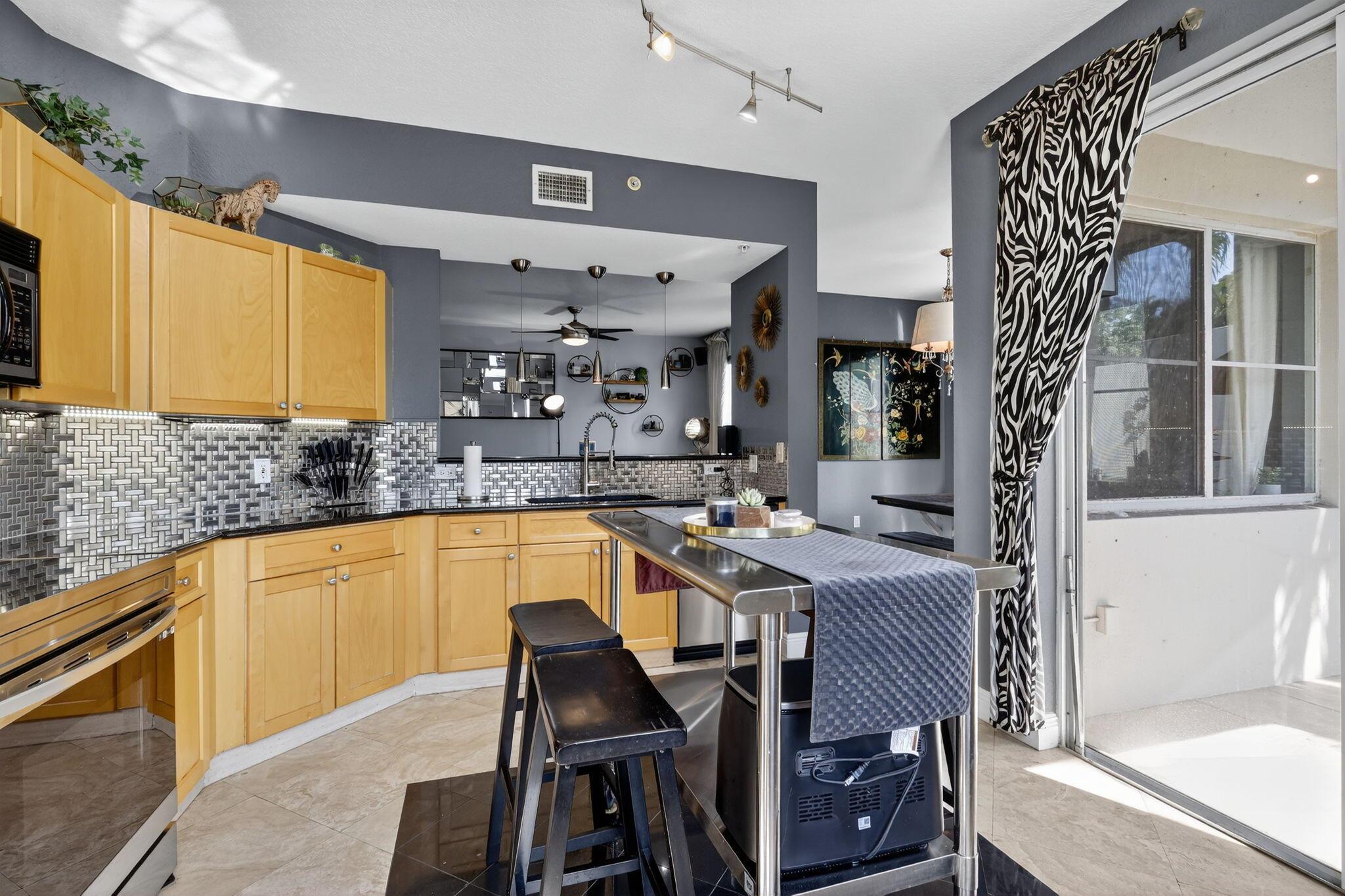 RESIDENCES AT LEGACY PLAC - Residential Lease