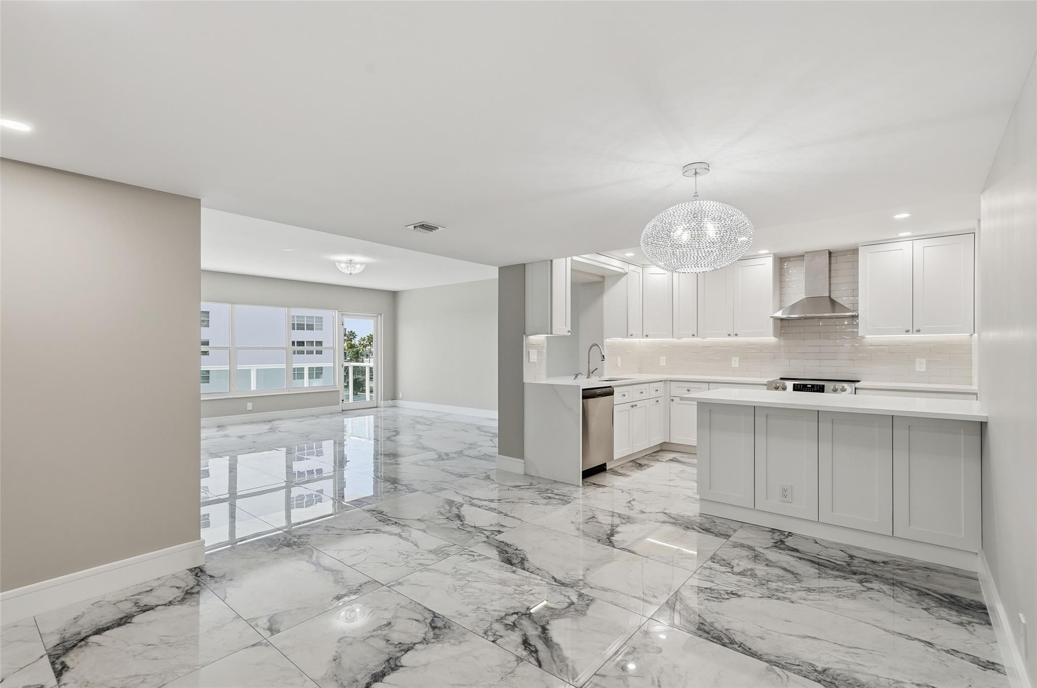 3550 Galt Ocean Drive 305