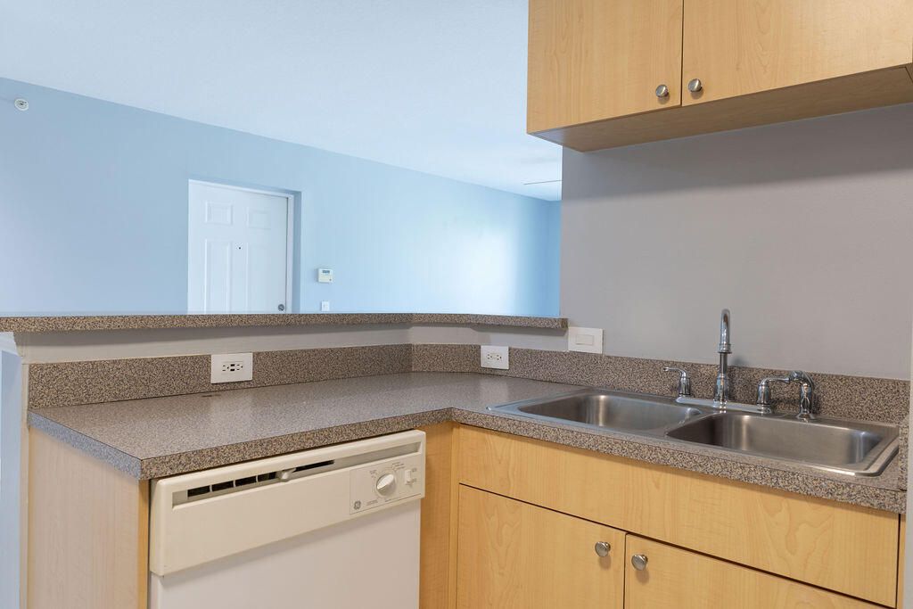 Photo of 505 Villa Circle, Boynton Beach, FL 33435 (MLS # R11141736)