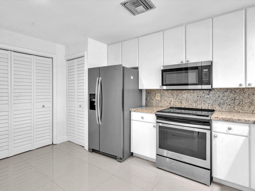 Photo of 7520 La Paz Boulevard #204, Boca Raton, FL 33433 (MLS # R11063538)
