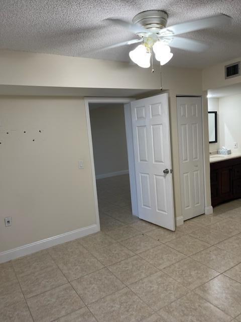 WHITEHALL CONDO OF THE LANDS OF THE PRESIDENT - Residential Lease