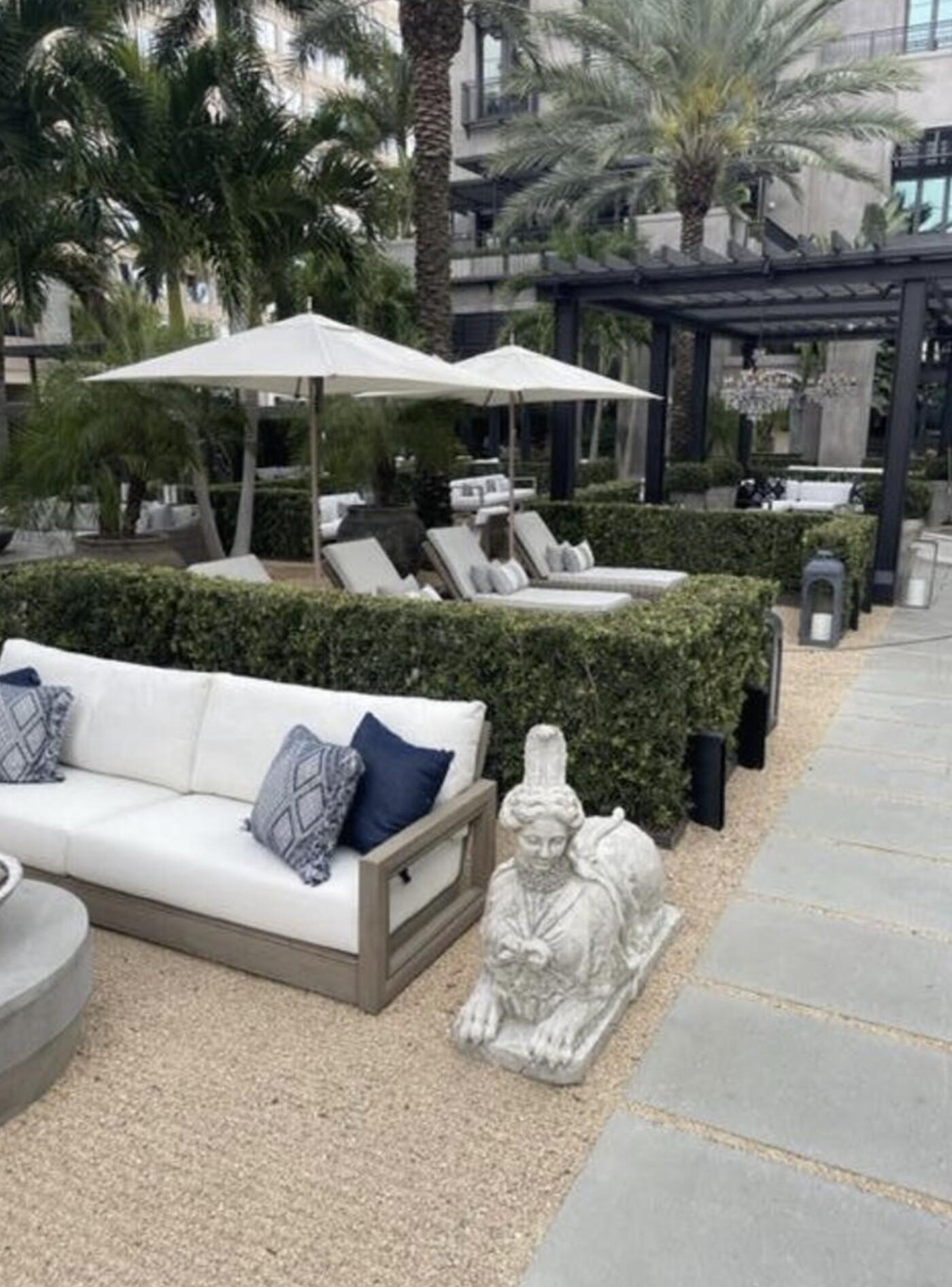 WHITEHALL CONDO OF THE LANDS OF THE PRESIDENT - Residential Lease