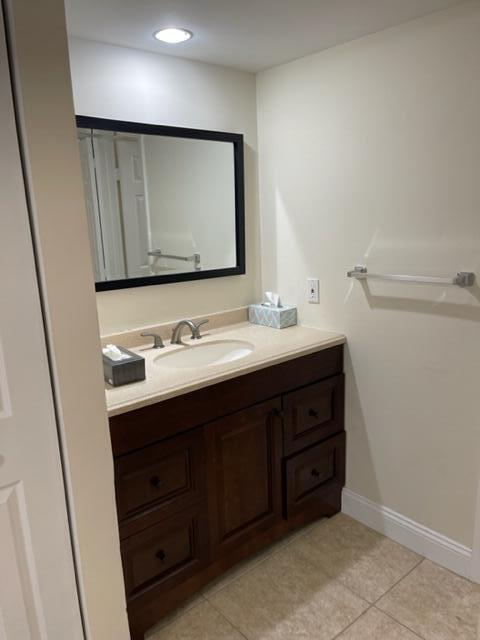 WHITEHALL CONDO OF THE LANDS OF THE PRESIDENT - Residential Lease