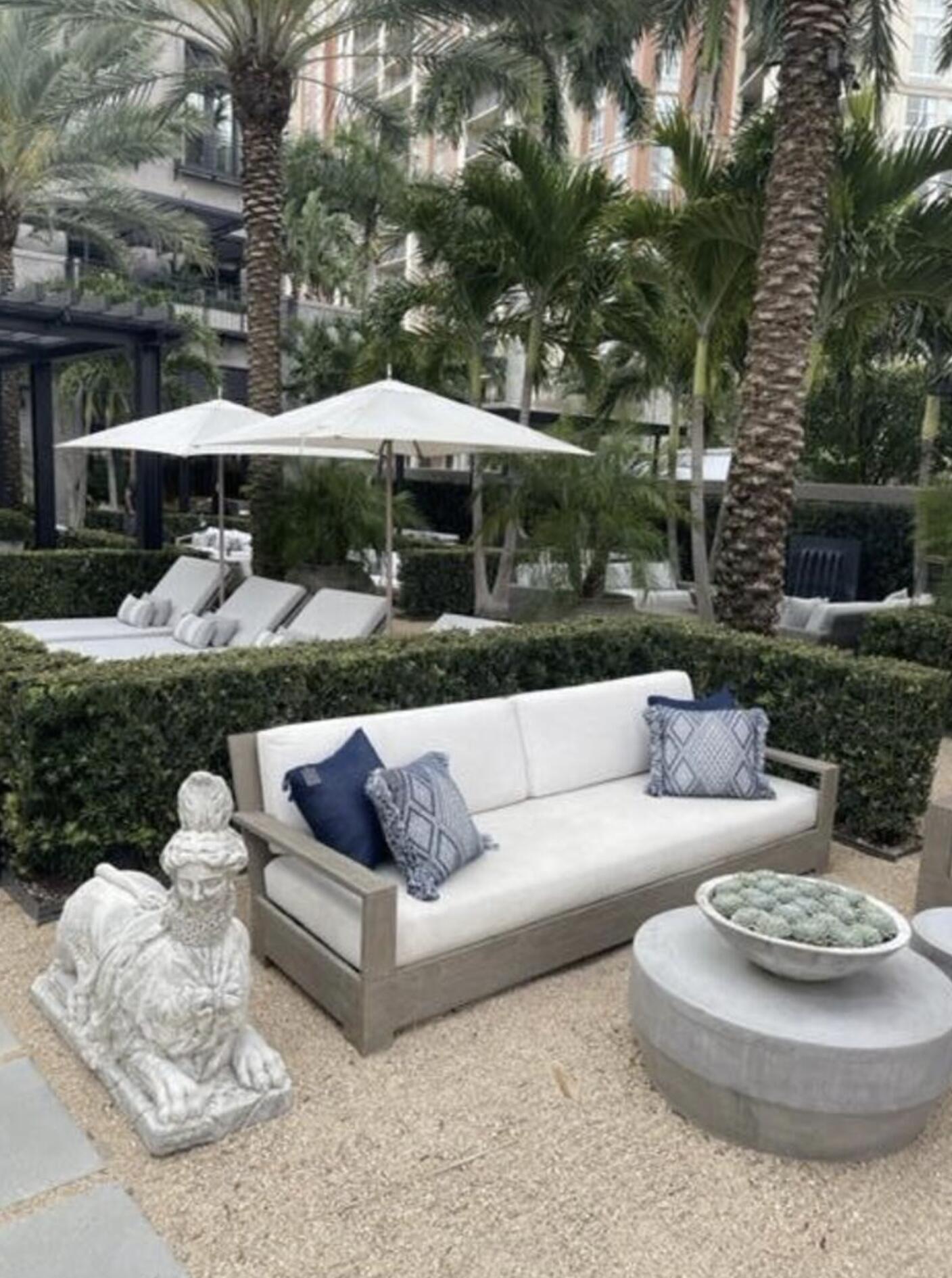 WHITEHALL CONDO OF THE LANDS OF THE PRESIDENT - Residential Lease