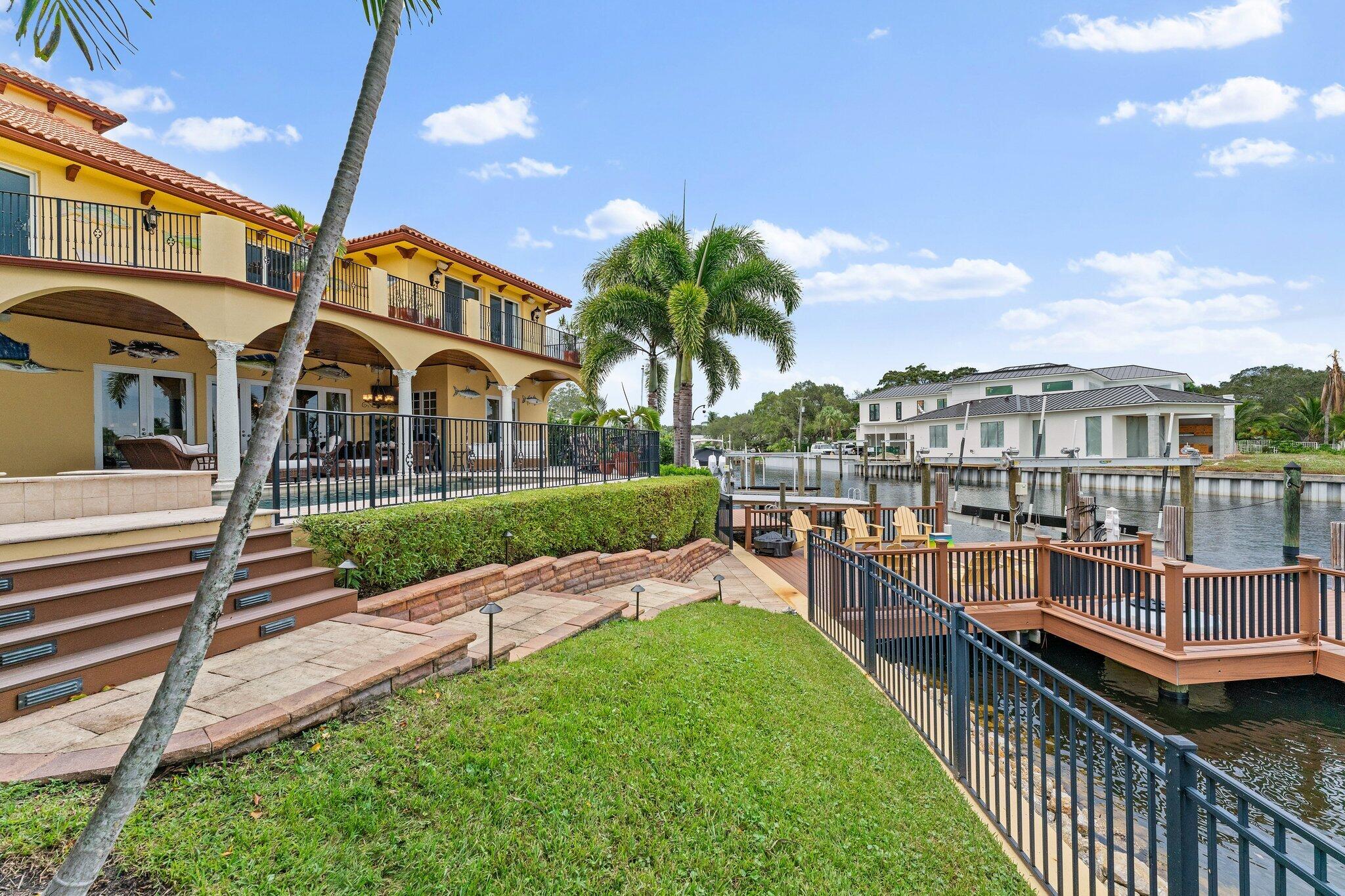 INTRACOASTAL PARK - Residential