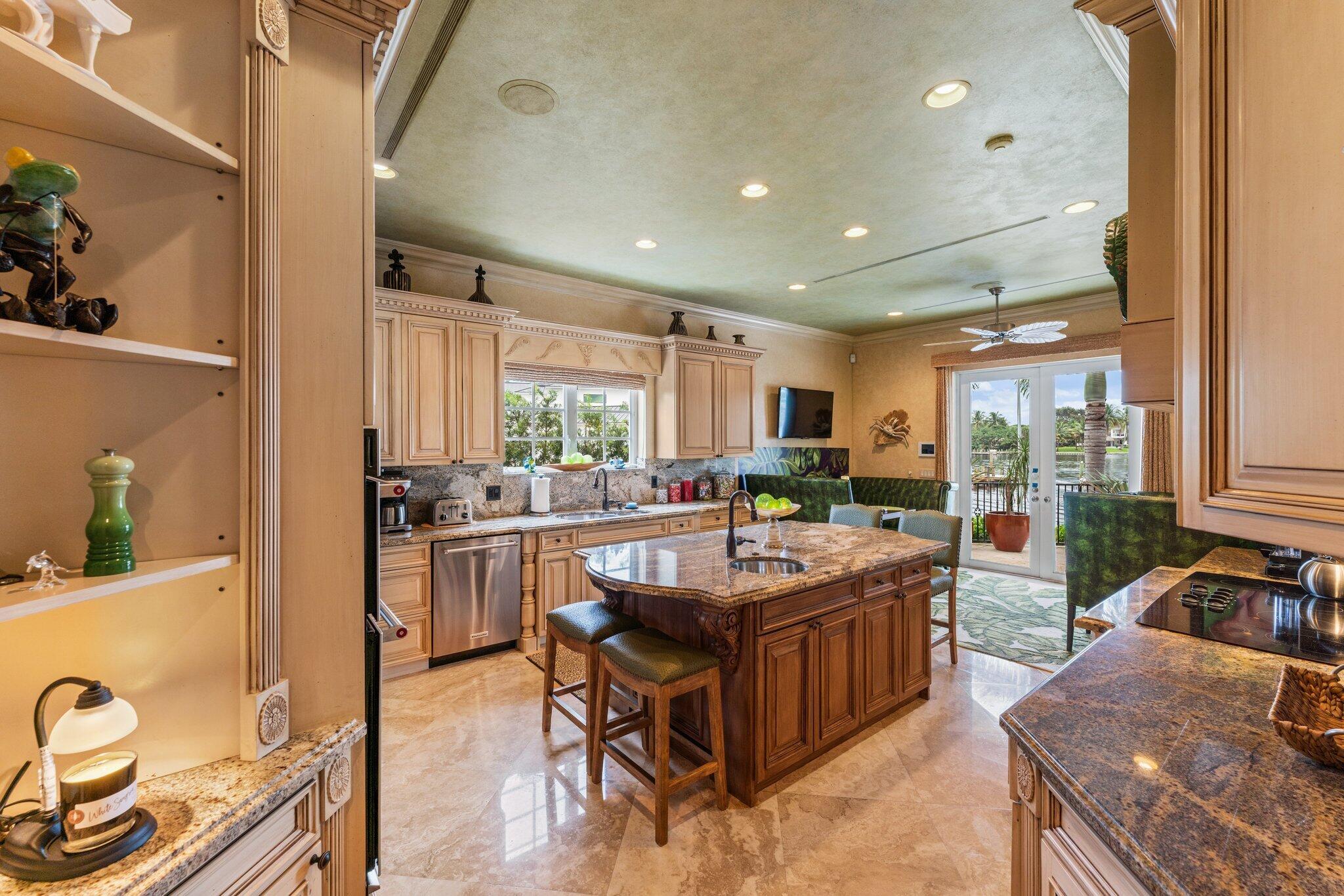 INTRACOASTAL PARK - Residential