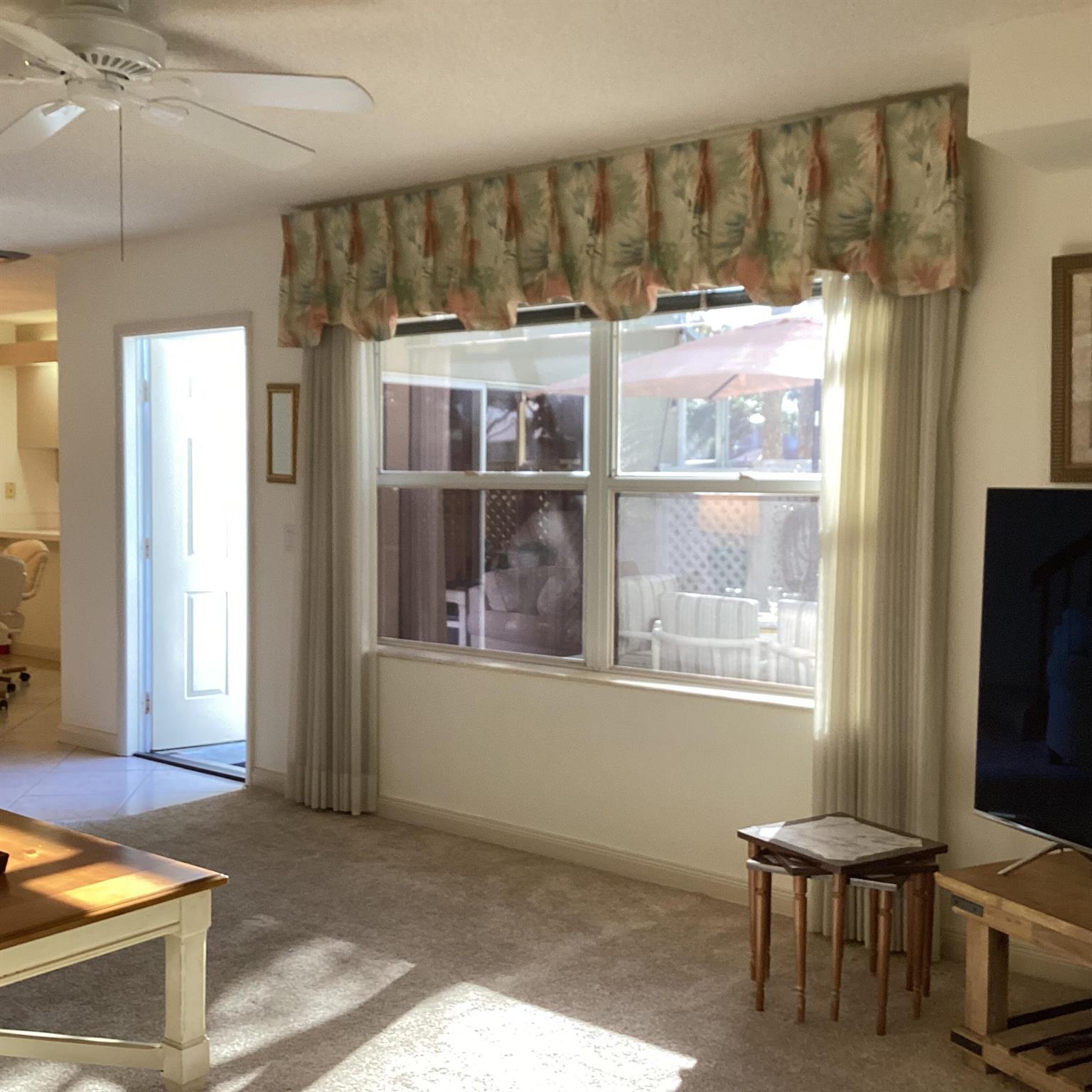 THE MEADOWS AT MARTIN DOW - Residential Lease
