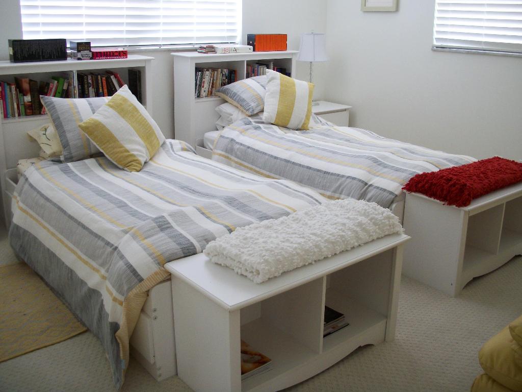 DEER CREEK COUNTRY CLUB ESTATES 1 CONDO - Residential Lease