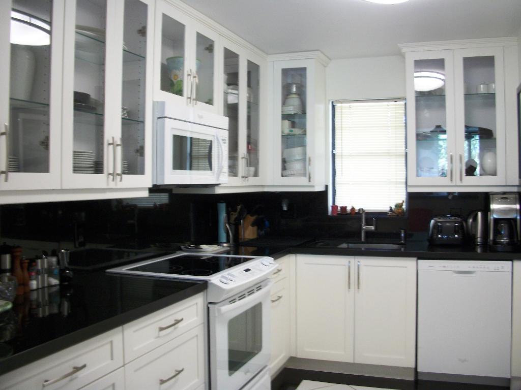 DEER CREEK COUNTRY CLUB ESTATES 1 CONDO - Residential Lease