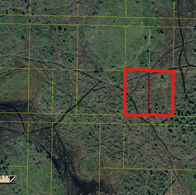 OFF grid private primitive camping or hunting 2.5 acre lot or just secluded privacy So much to enjoy in Okeechobee County. Come to The Kissimmee River Preserve State Park West of this area as well is the Kissimmee River. The Kissimmee river flows into Lake Okeechobee and is well known for some of the best fishing. whether you like Fishing, hunting ,mudding agriculture or just privacy here you have it all.