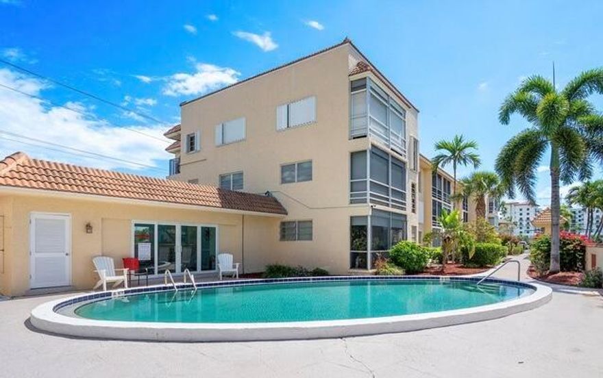 Charming 1BR/1.5BA condo in East Boca! Walk to the beach and Mizner Park. Updated floors and bathrooms, new water heater, newer AC, and screened in balcony. A peaceful 55+ community with pool, BBQ area, and community room. Newer roof, new elevator, and fresh exterior paint. Low HOA! Ideal for full-time, seasonal, or investment use. Schedule a showing today!