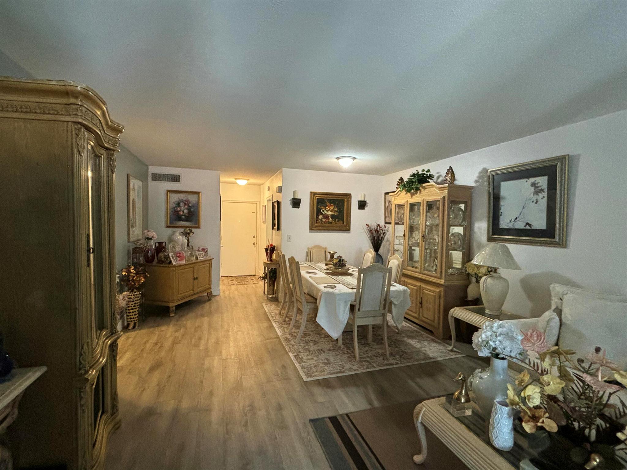 GATEWAY APTS CONDO - Residential