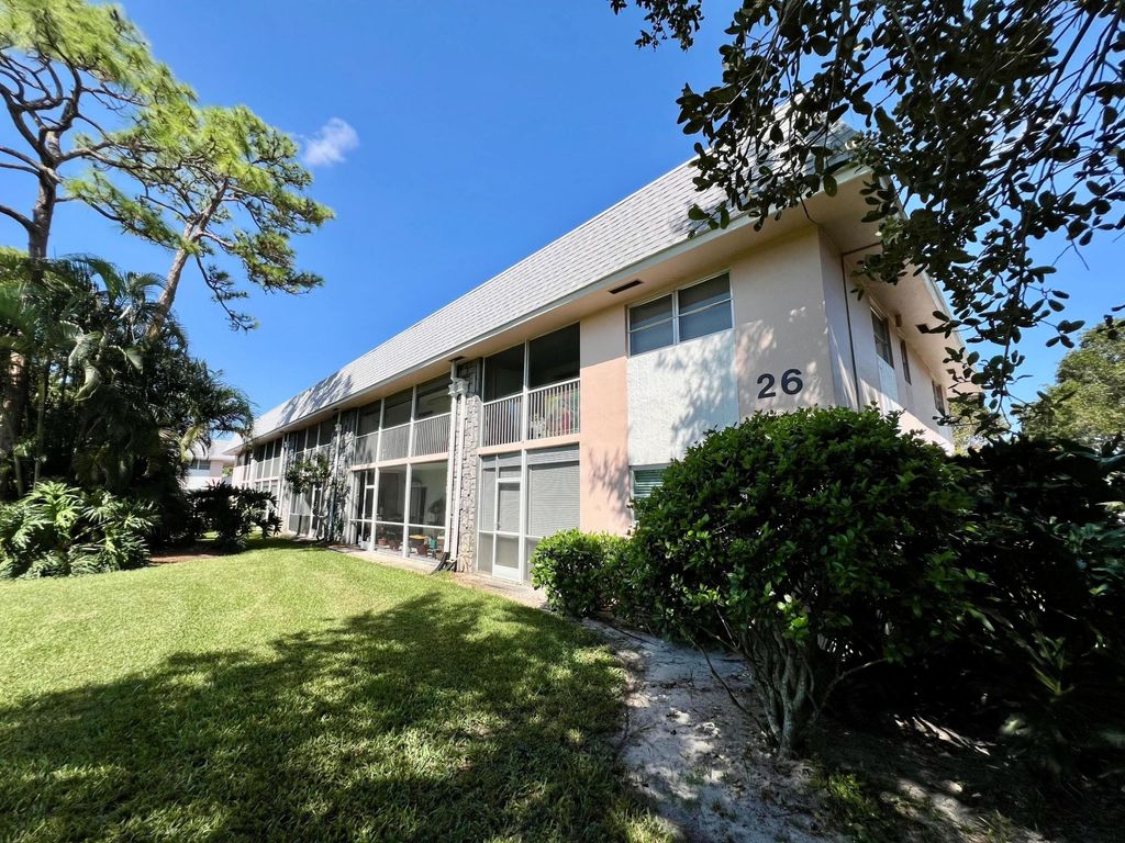 Photo of 18081 SE Country Club Drive #26-258, Jupiter, FL 33469 (MLS # R11107056)