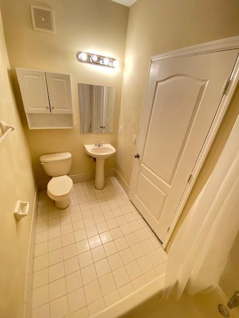 SHOMA COURTYARDS II AT ROYAL PALM CONDOM - Residential Lease