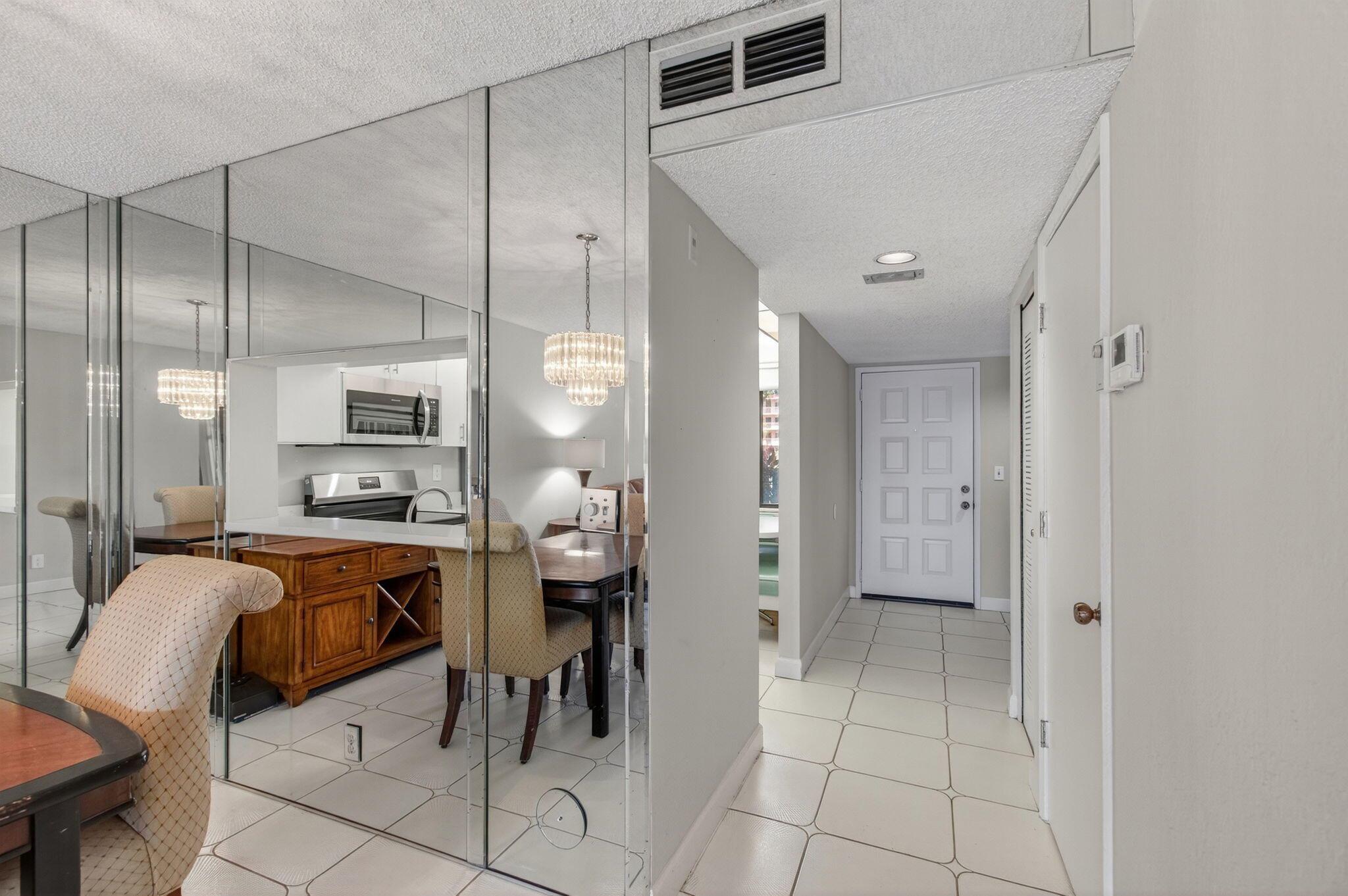 HUNTINGTON LAKES - Residential Lease