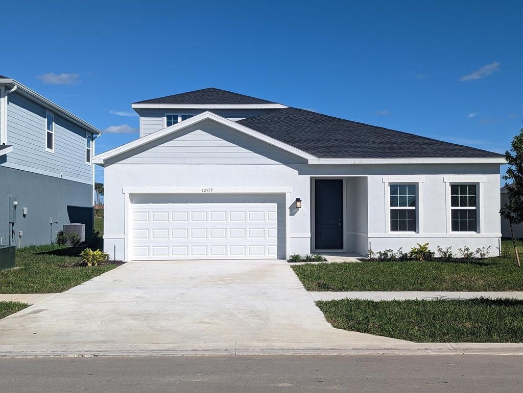 Photo of 10579 SW Vasari Way, Port St Lucie, FL 34987 (MLS # R11096168)