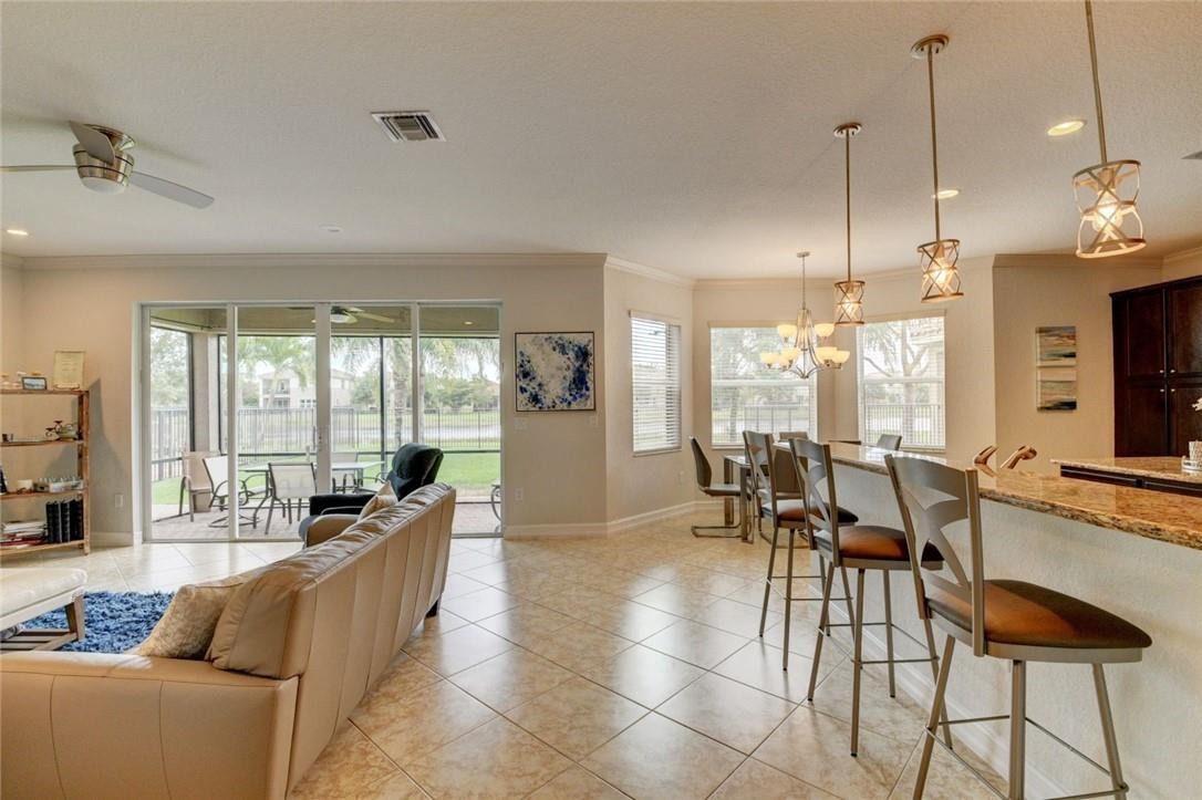 Trails/Canyon 03 - Residential