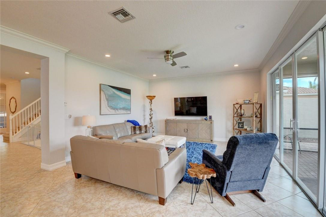 Trails/Canyon 03 - Residential