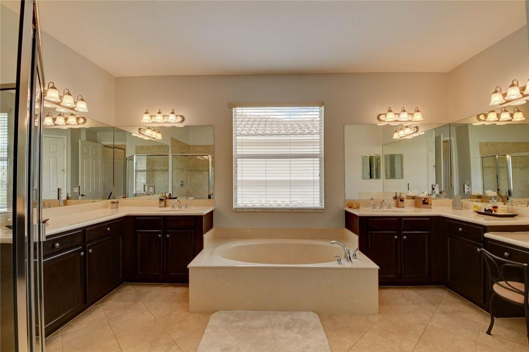 Trails/Canyon 03 - Residential