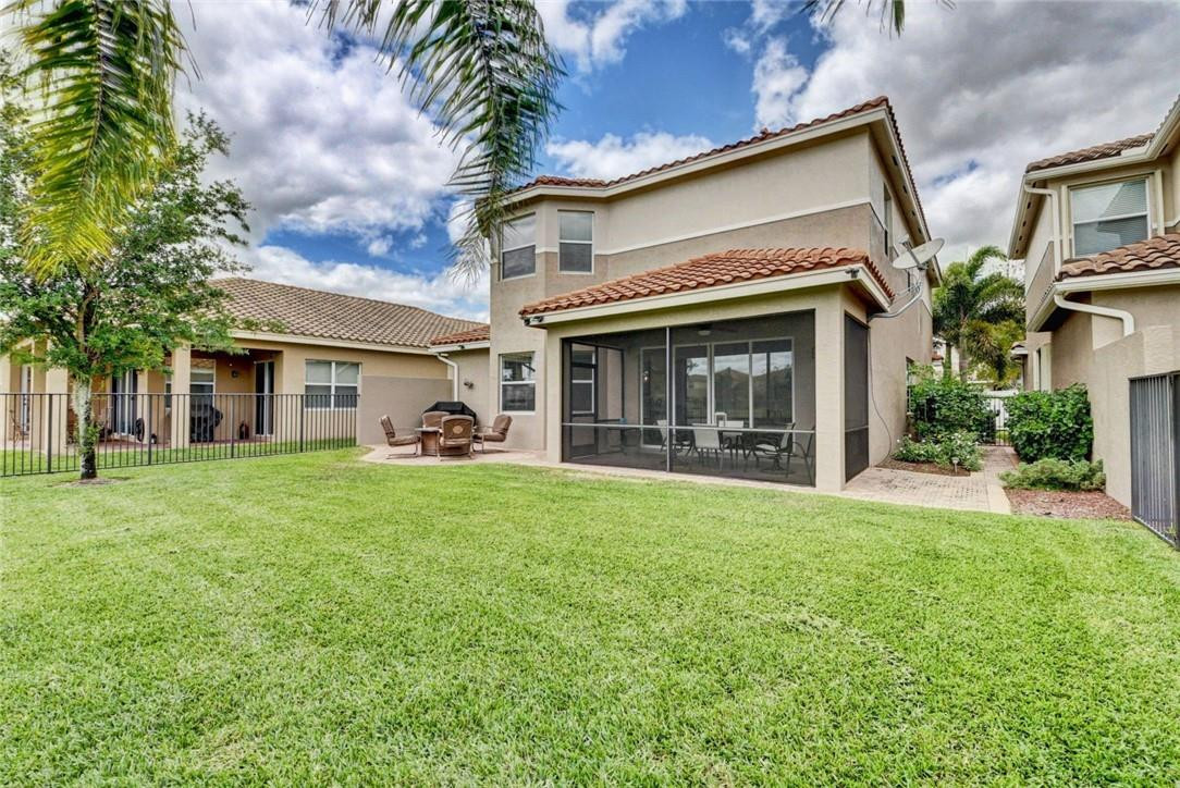 Trails/Canyon 03 - Residential