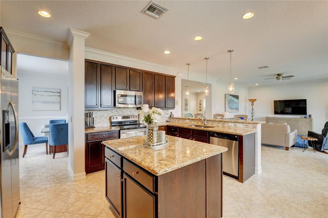 Trails/Canyon 03 - Residential