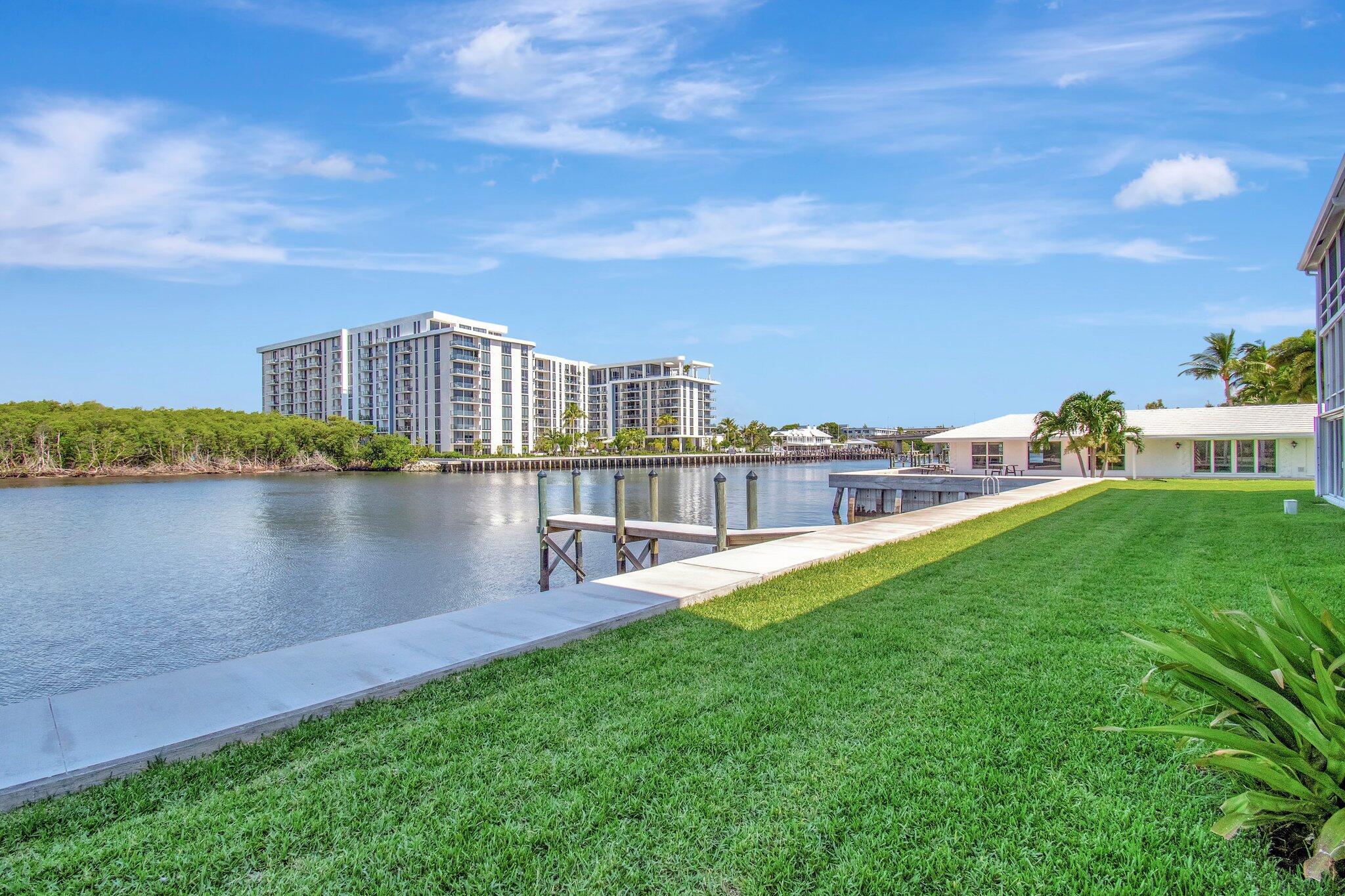 ST GEORGE HOUSE CONDO - Residential