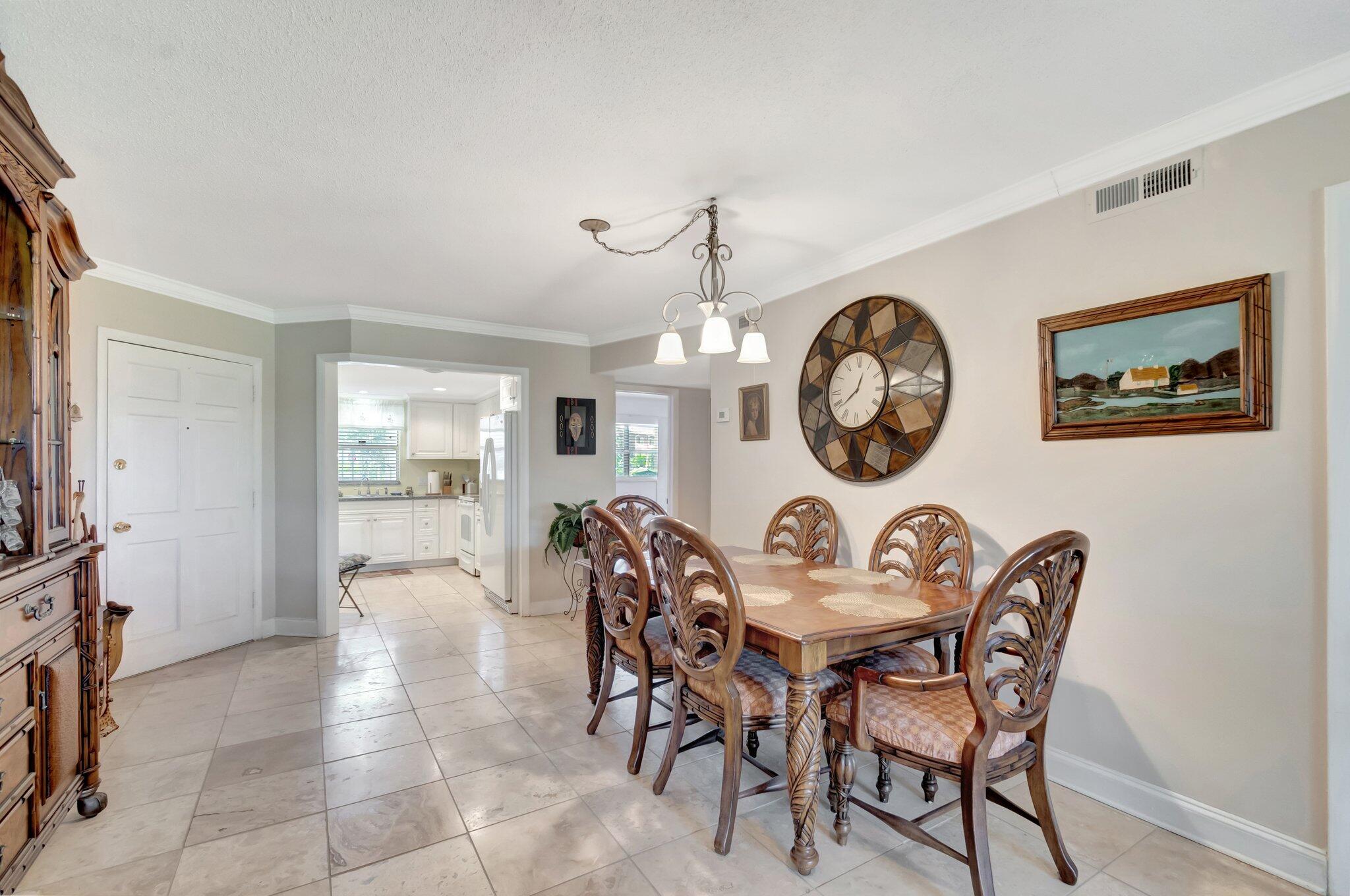 ST GEORGE HOUSE CONDO - Residential