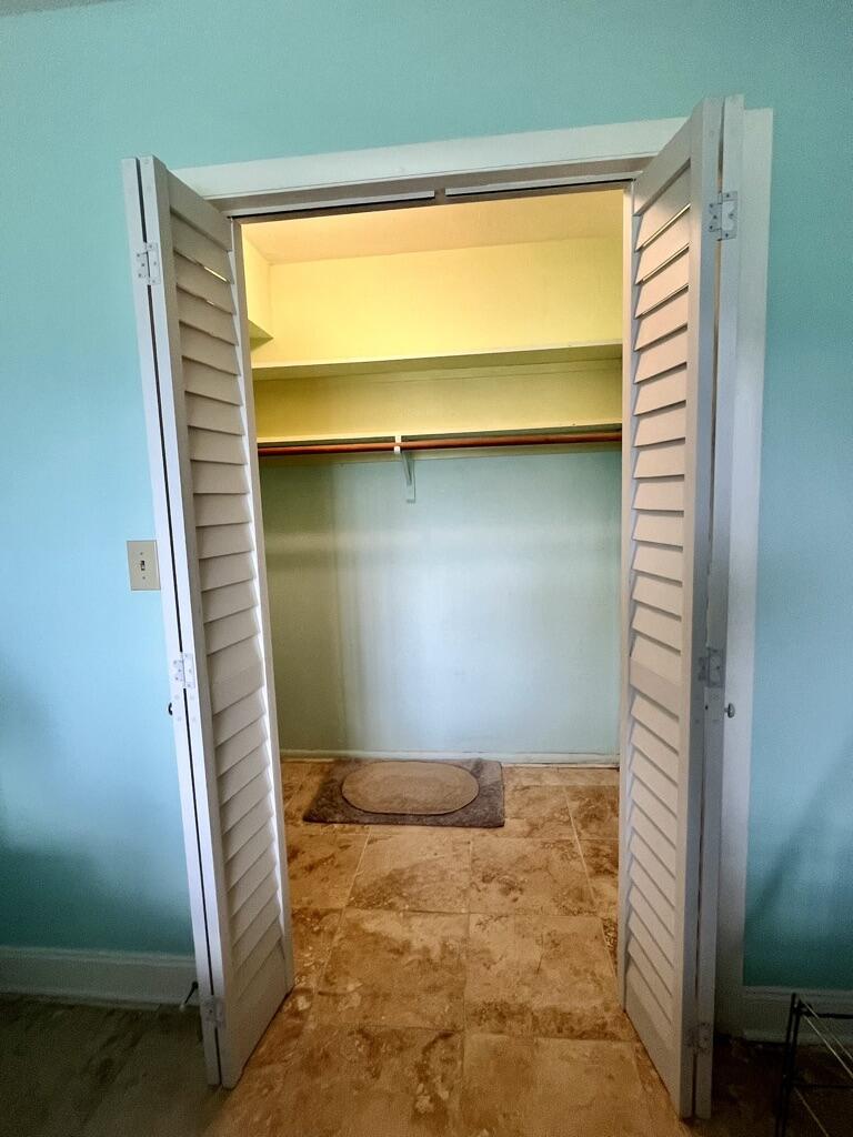 ST GEORGE HOUSE CONDO - Residential