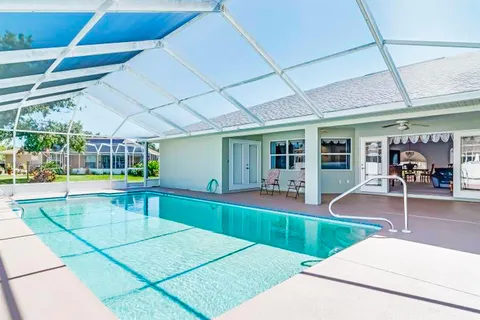 424 Holly Drive, Sebring, FL MLS: R11061809