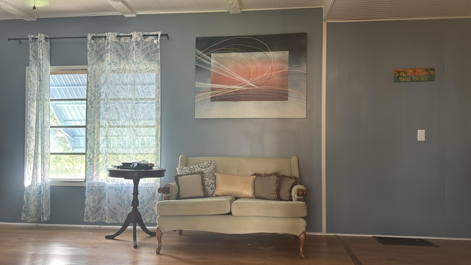 PALM LAKE CO-OP INC PH I - Residential Lease