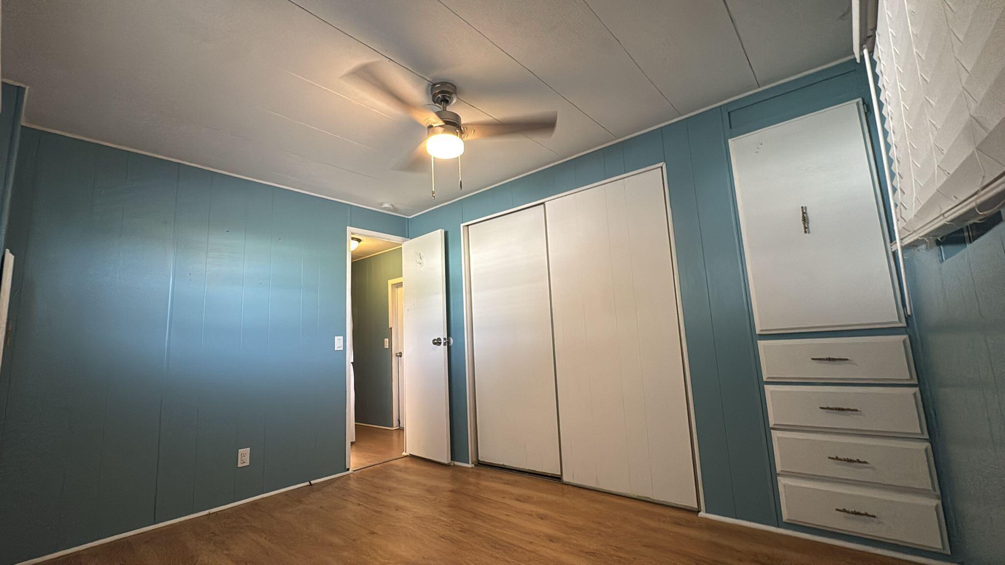 PALM LAKE CO-OP INC PH I - Residential Lease