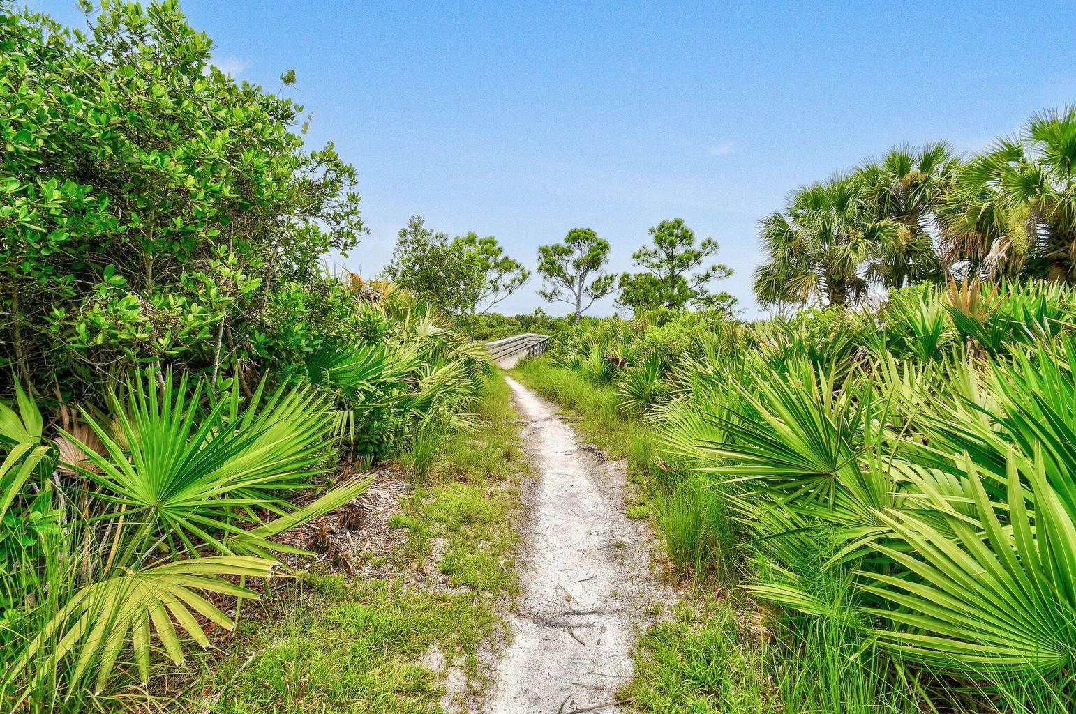 SANDPIPER COVE AT BOTANICA CONDO - Residential Lease