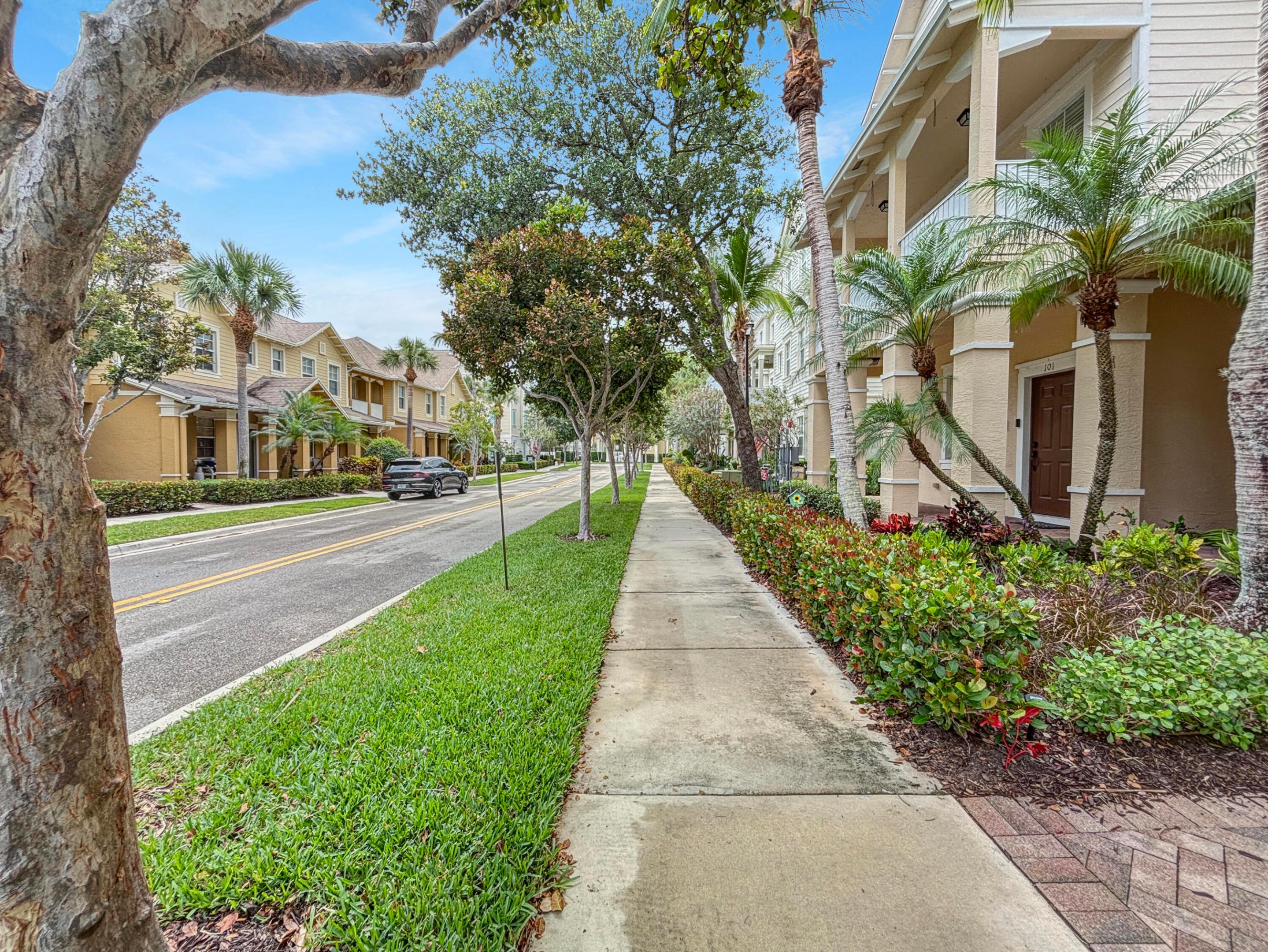 SANDPIPER COVE AT BOTANICA CONDO - Residential Lease
