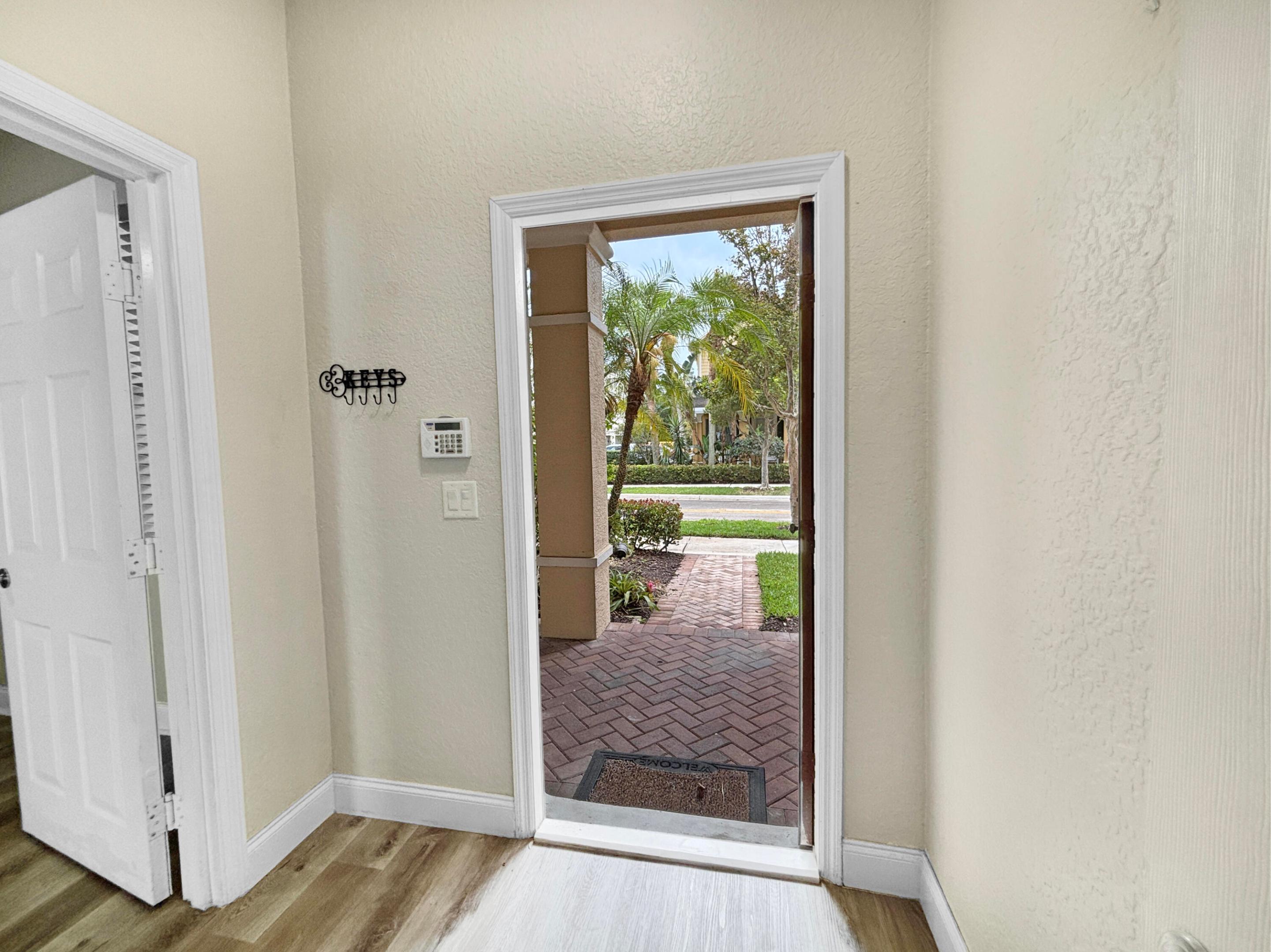 SANDPIPER COVE AT BOTANICA CONDO - Residential Lease