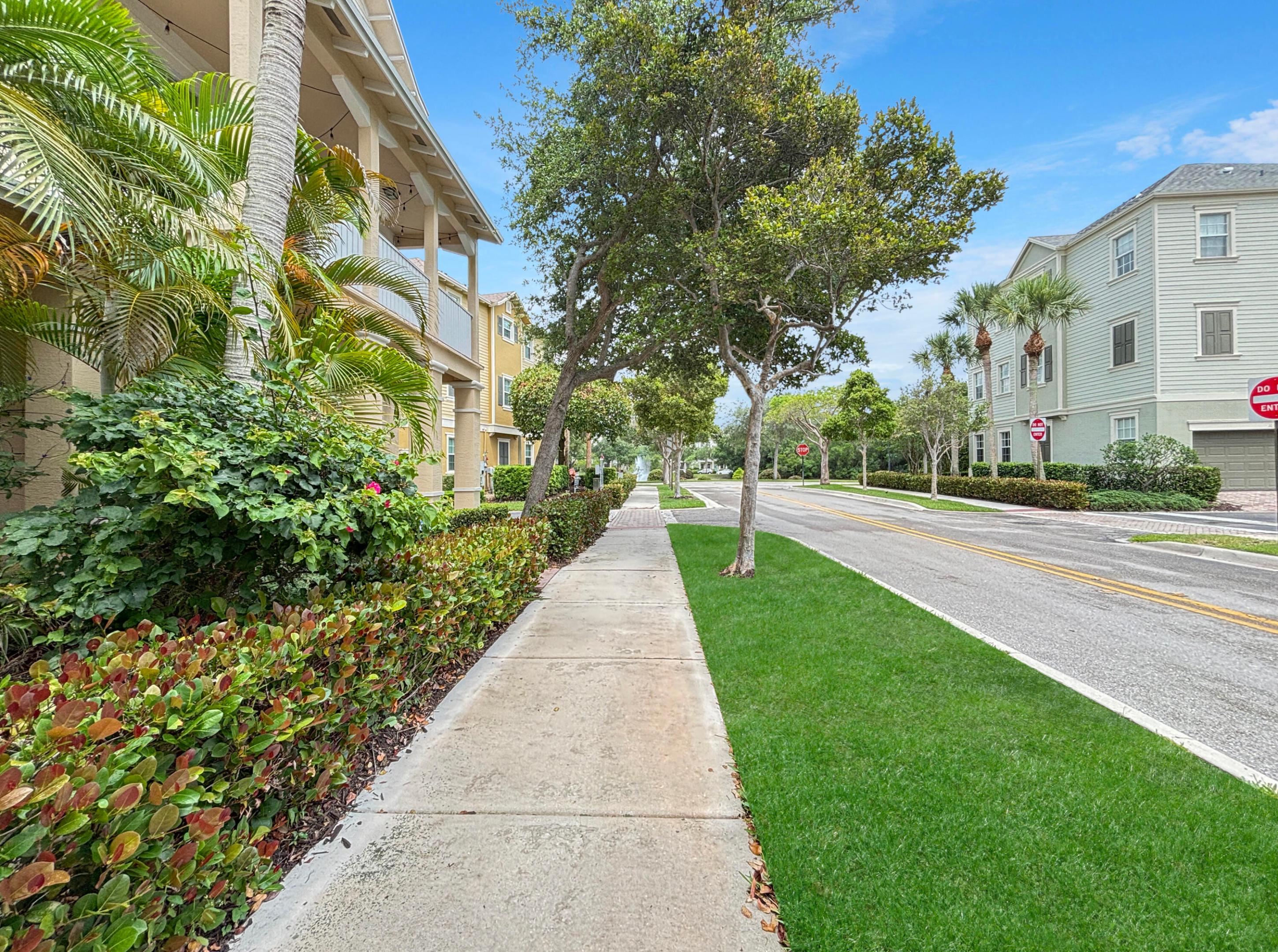 SANDPIPER COVE AT BOTANICA CONDO - Residential Lease