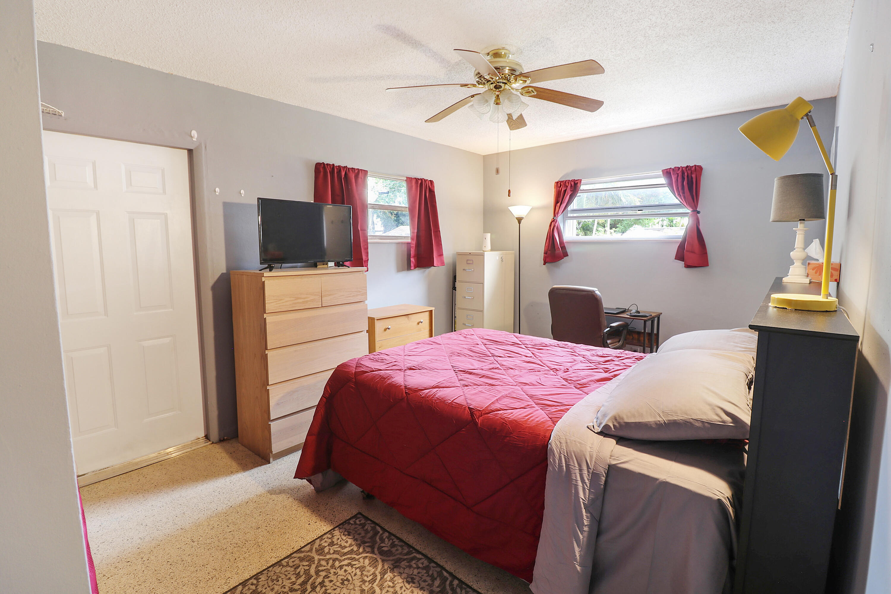 WILTON MANORS - Residential Income