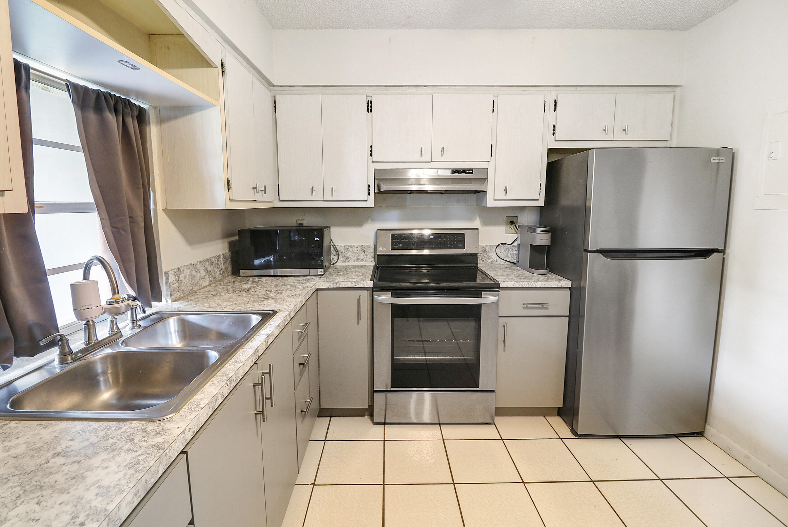 WILTON MANORS - Residential Income