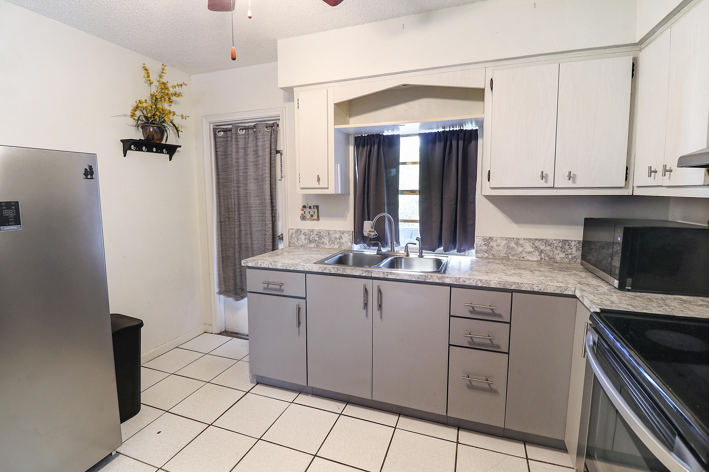 WILTON MANORS - Residential Income