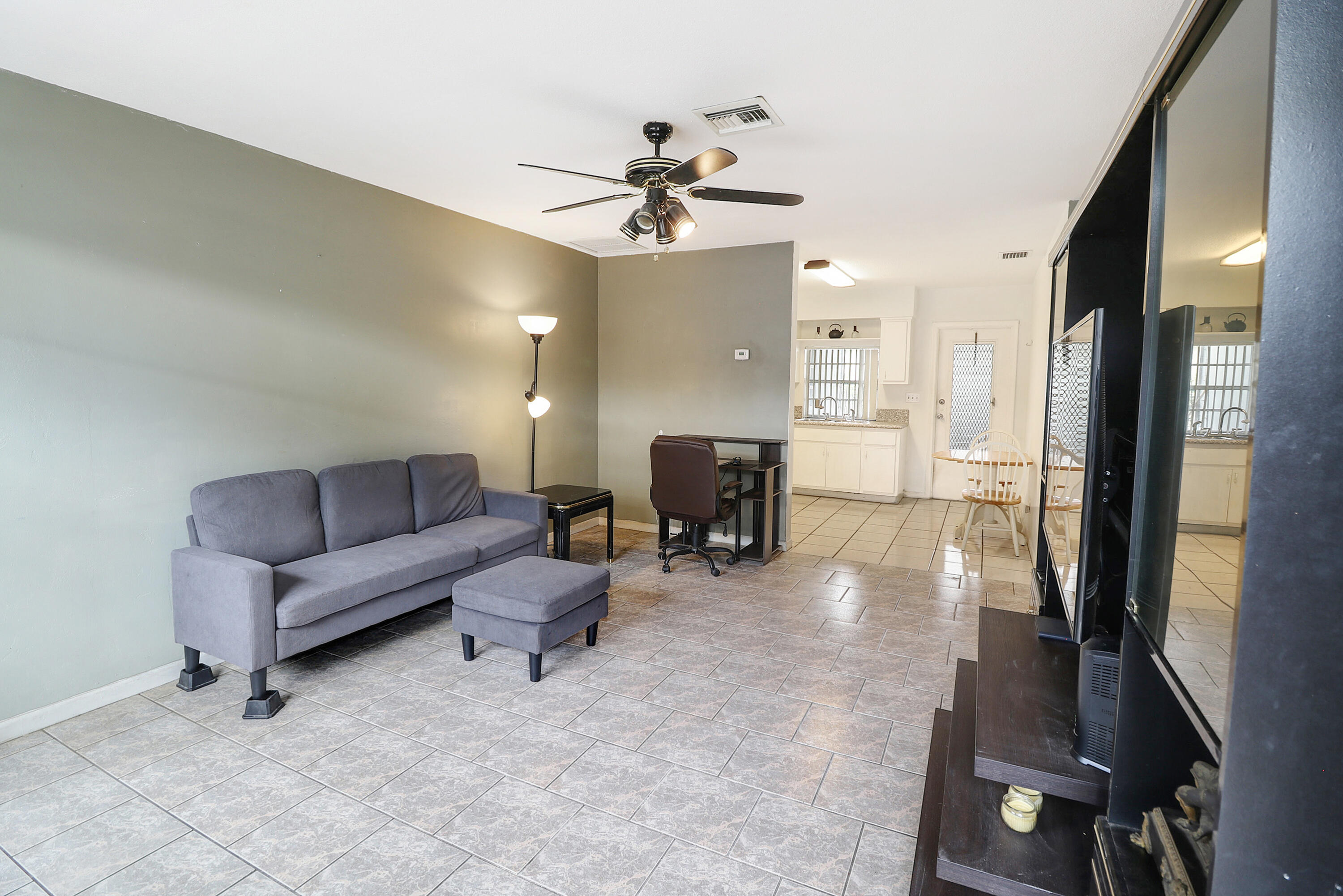 WILTON MANORS - Residential Income