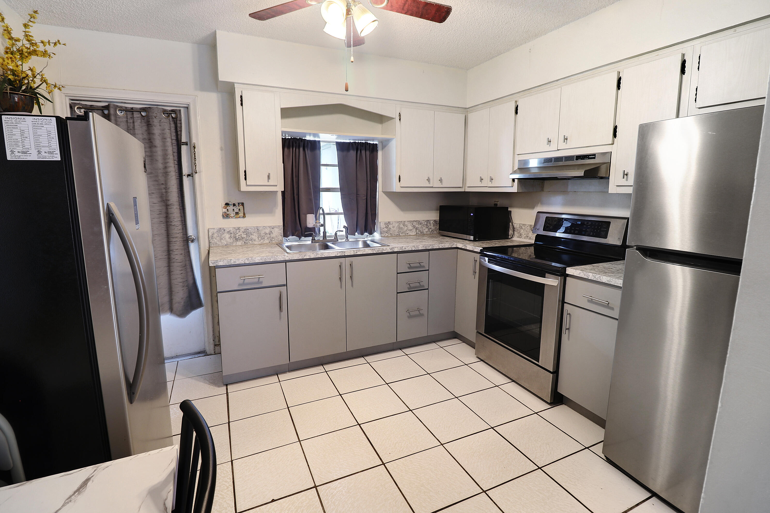 WILTON MANORS - Residential Income