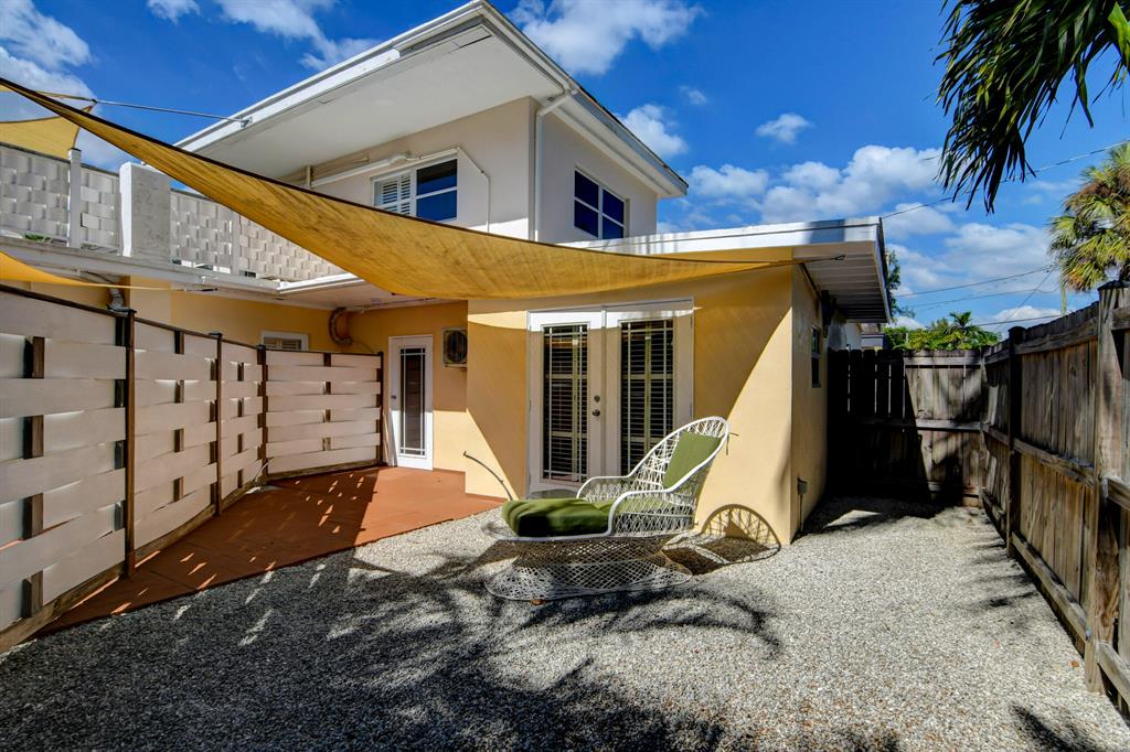 Newly renovated extremely well maintained boutique apartment. Excellent location directly off US1 on a private road, close to downtown Delray, shopping restaurants, beaches and 95. No HOA, and quick approval, available for immediate move in. Private fenced, covered patio for only this unit, with a secure gated entrance. Open floor plan living, dining, with a full kitchen, and washer/dryer inside the unit. Spacious master bedroom with walk in closet, and french doors leading to the private patio area. Bathroom features a spa tub/shower combo with a rain shower head. Custom plantation shutters, and tile throughout. 1 off street parking space with the option to rent a second space for an additional $25/month. Water/sewer is included. Instant tankless water heater, and energy efficient