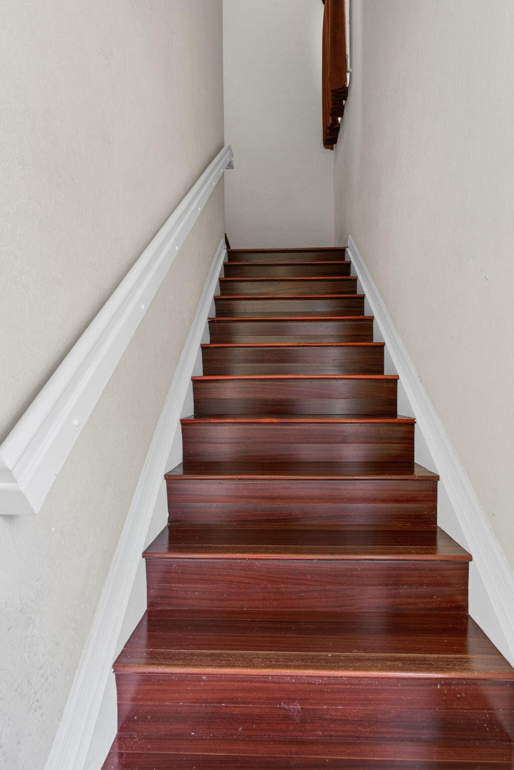 HAMPTON HILLS CONDO - Residential