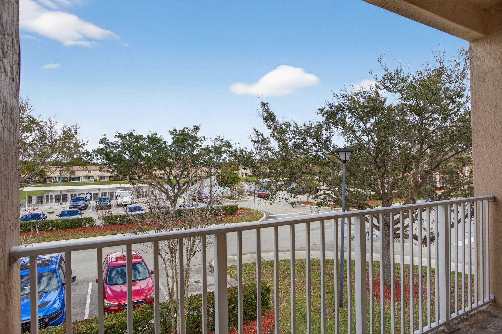 HAMPTON HILLS CONDO - Residential